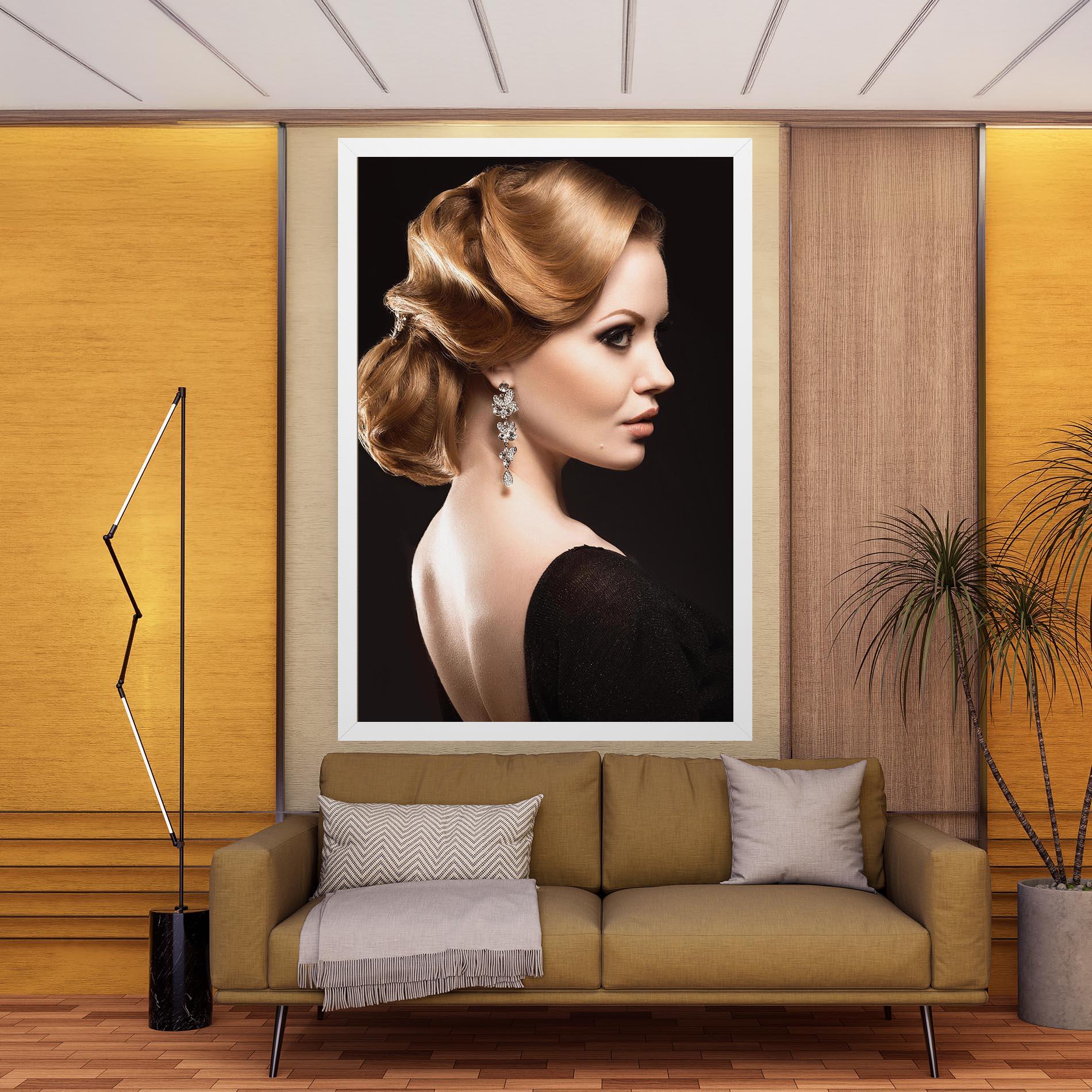 Tablou Canvas Elegant Earrings mockup 9