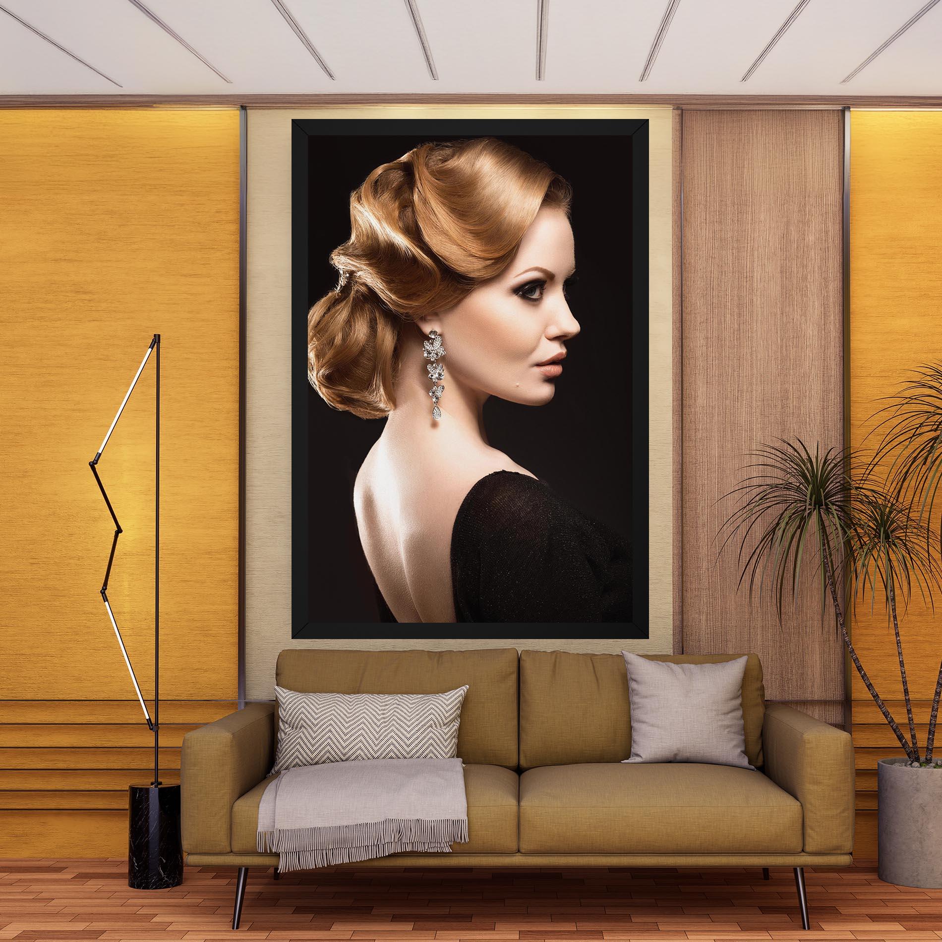 Tablou Canvas Elegant Earrings mockup 9