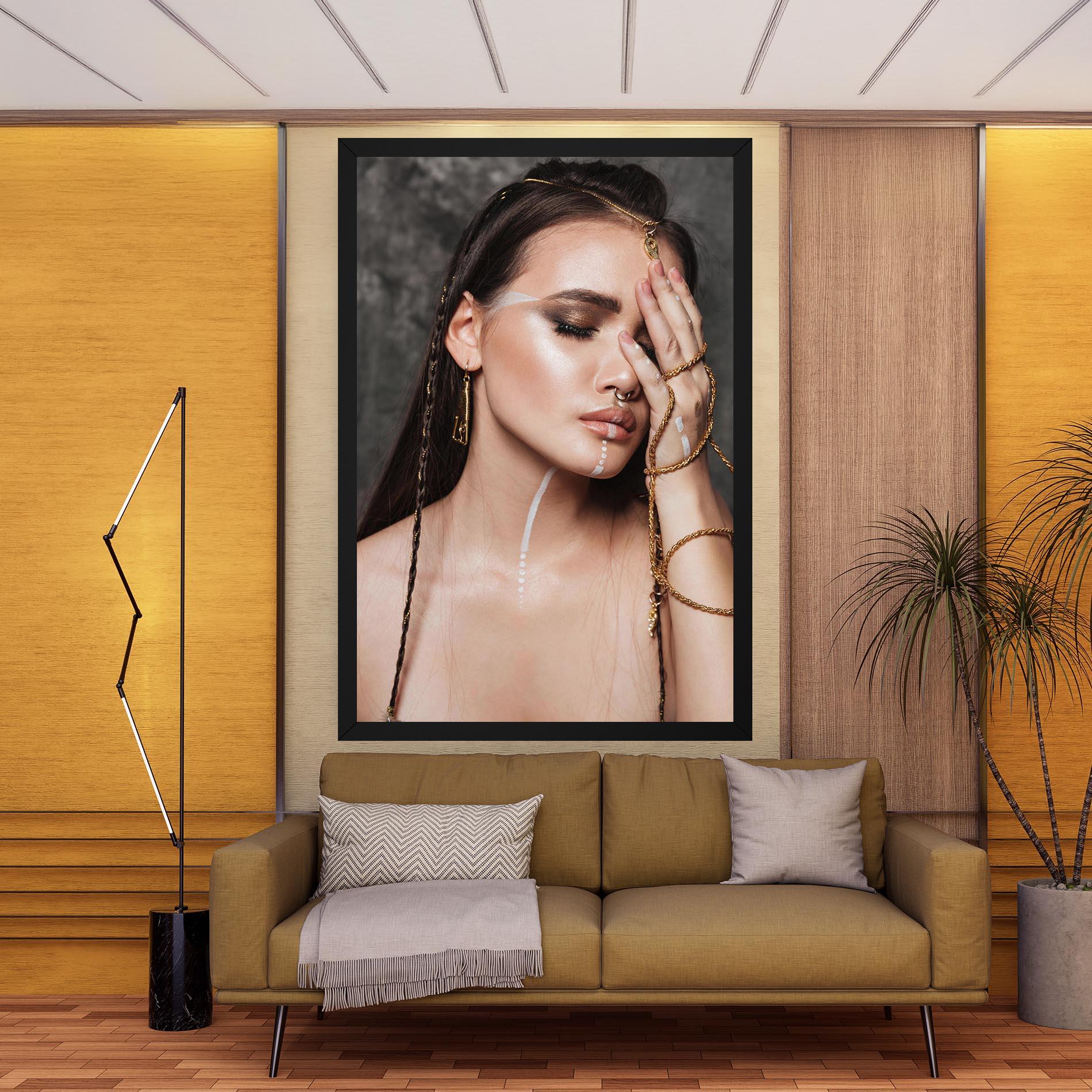 Tablou Canvas Gold Hand Accessory mockup 9