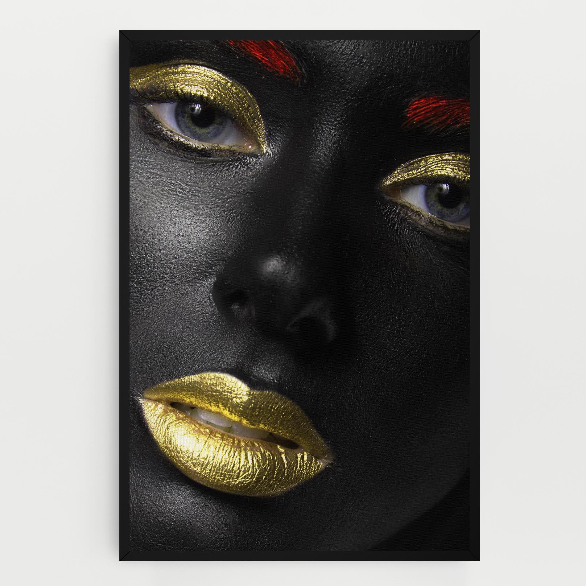 Tablou Canvas Gold Make Up And Lips mockup 0