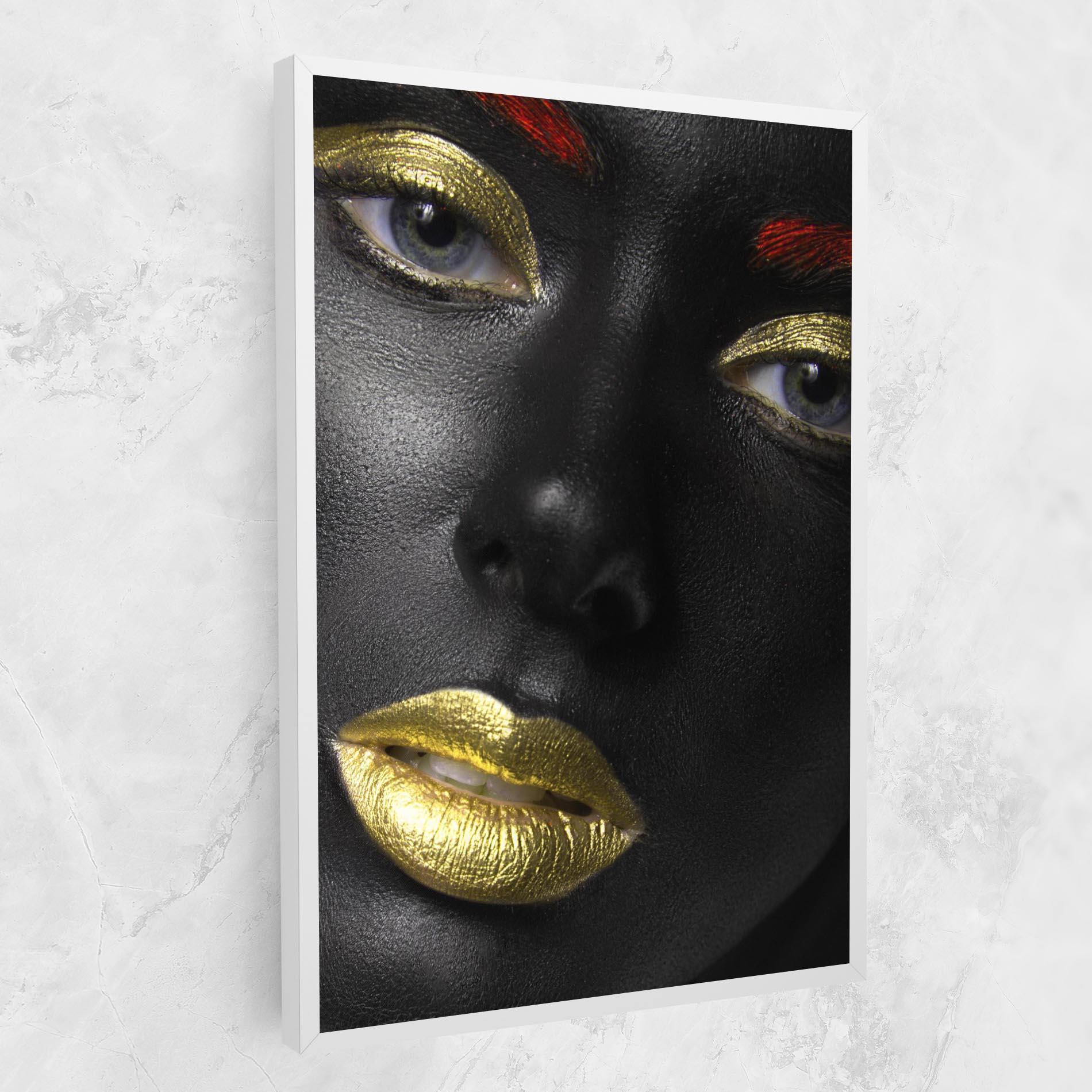 Tablou Canvas Gold Make Up And Lips mockup 1