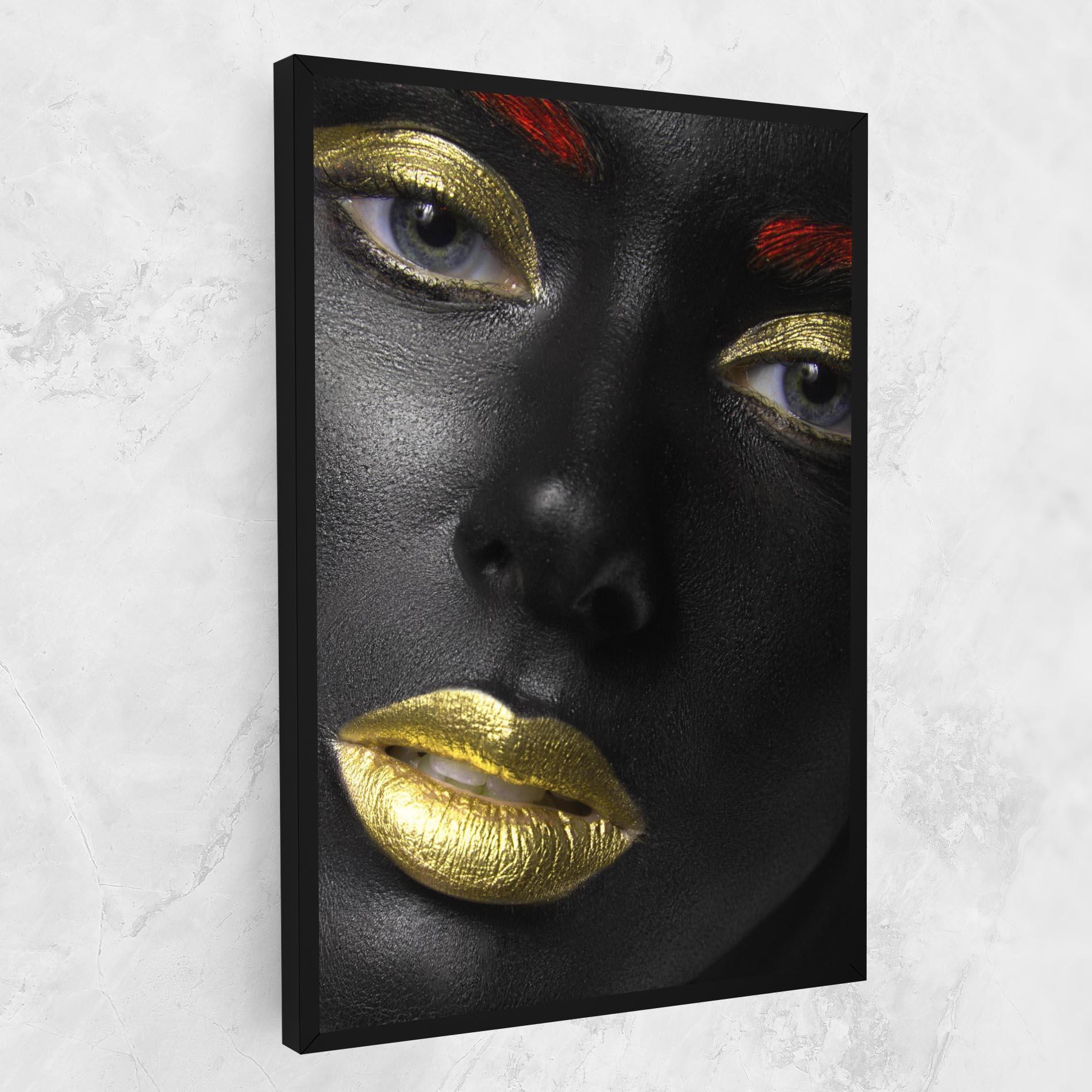 Tablou Canvas Gold Make Up And Lips mockup 1