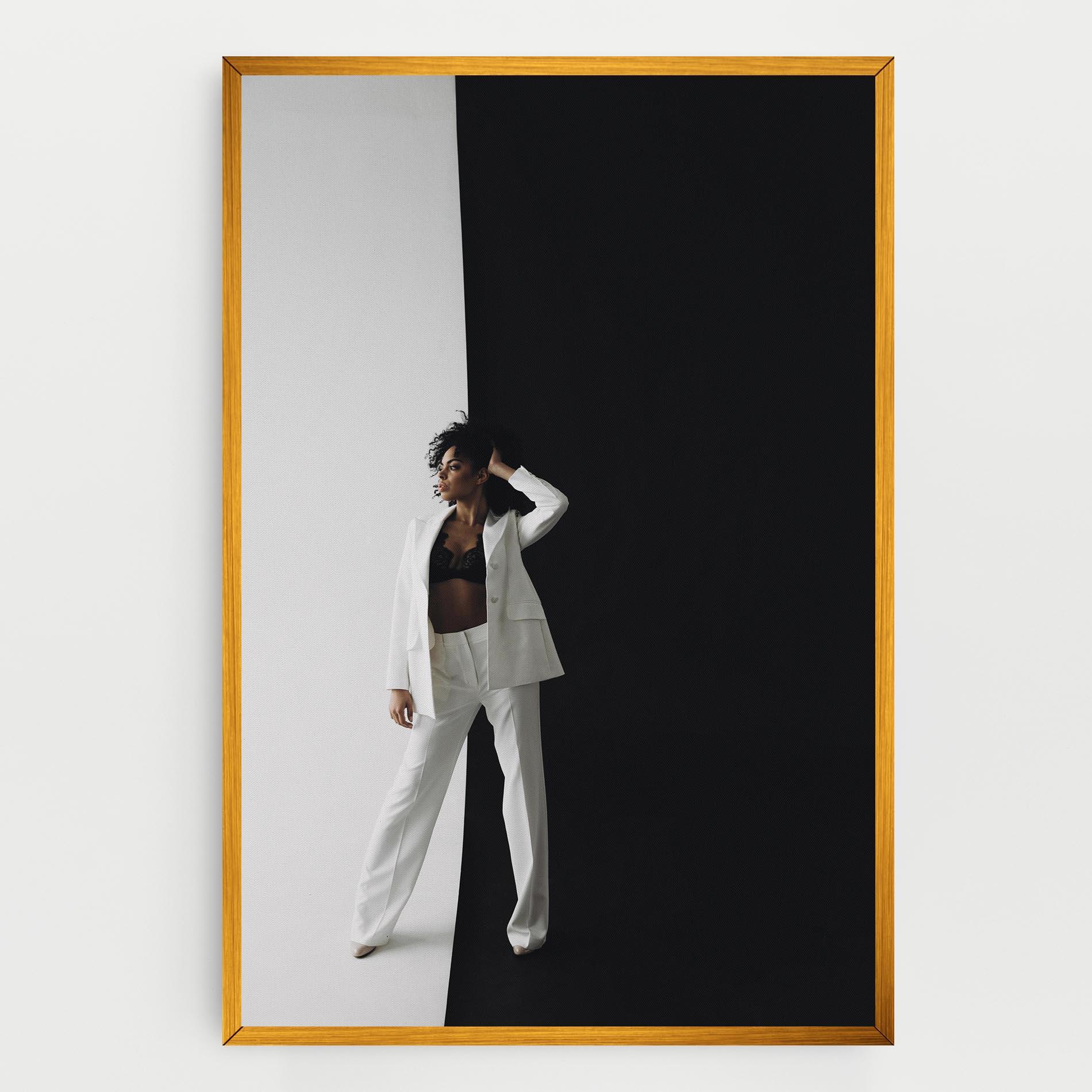 Tablou Canvas African Girl White Outfit mockup 0