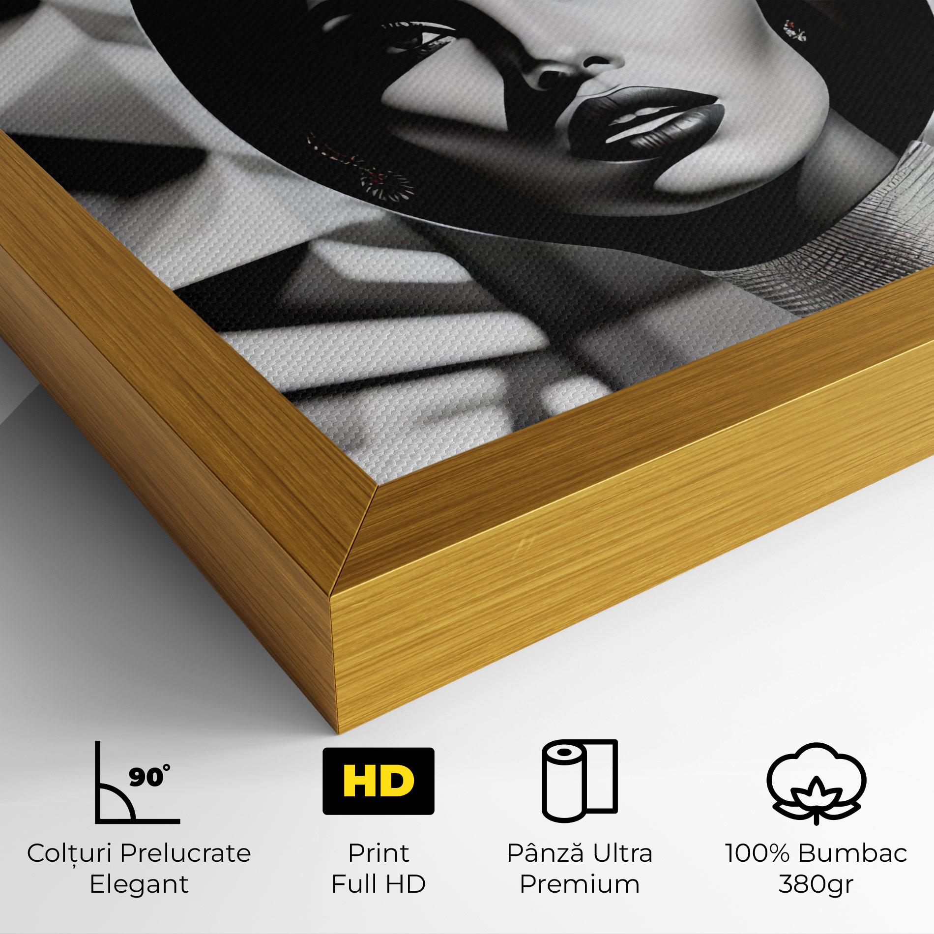 Tablou Canvas Big Black Hat mockup 4