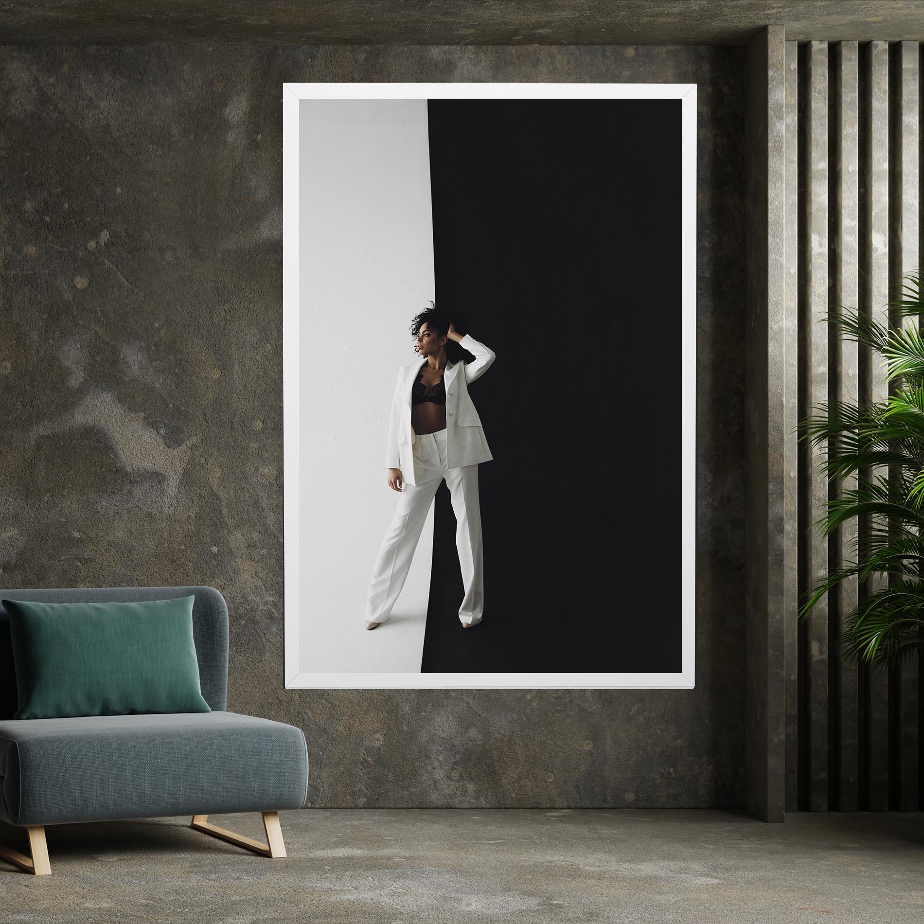 Tablou Canvas African Girl White Outfit mockup 7