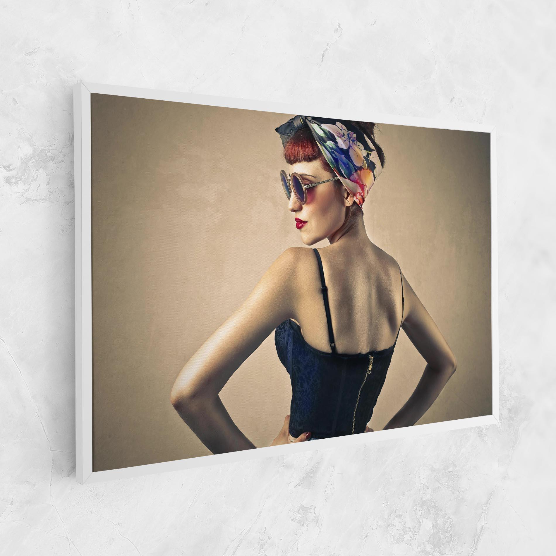 Tablou Canvas Pin Up Girl mockup 1