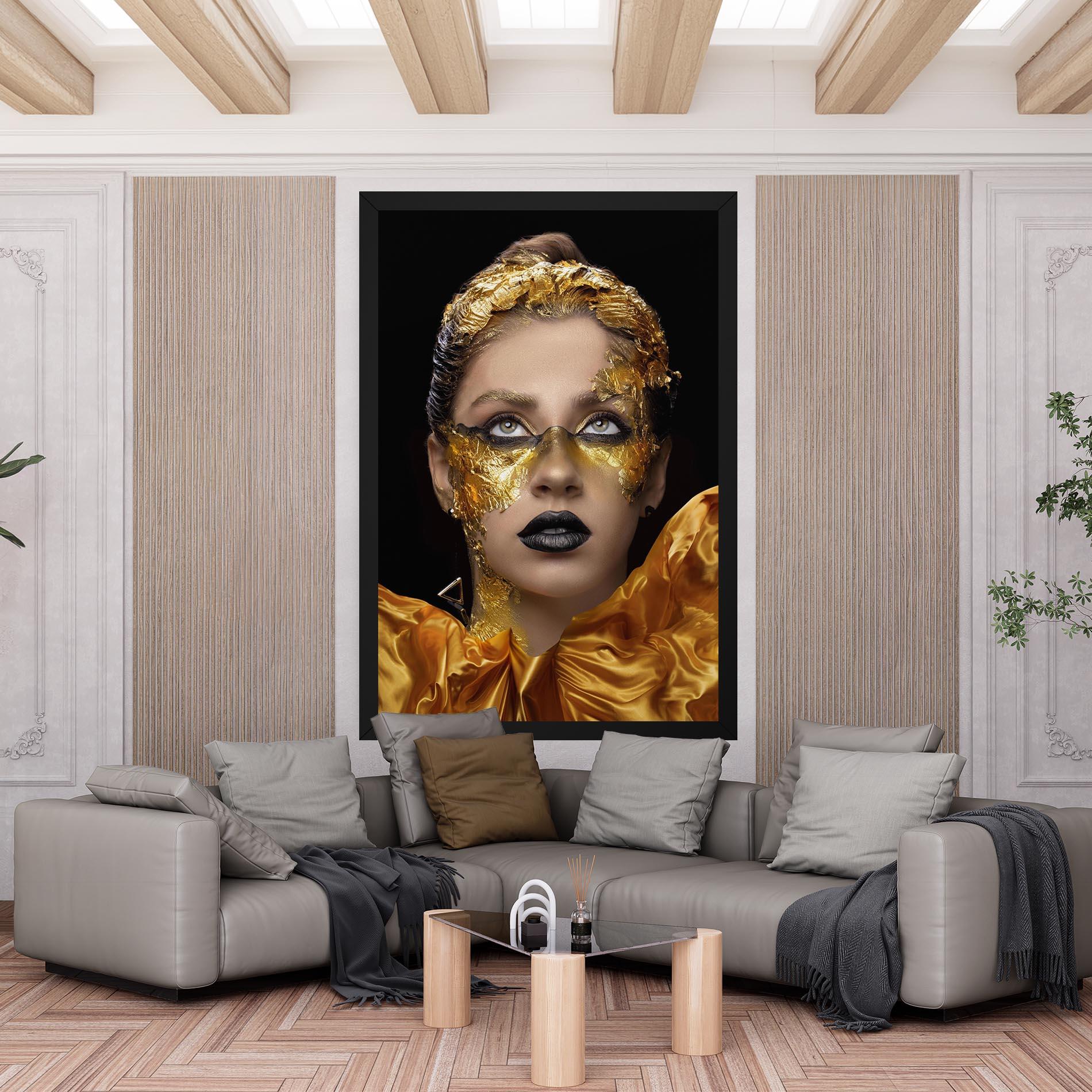 Tablou Canvas Glamorous Gold Outfit mockup 6