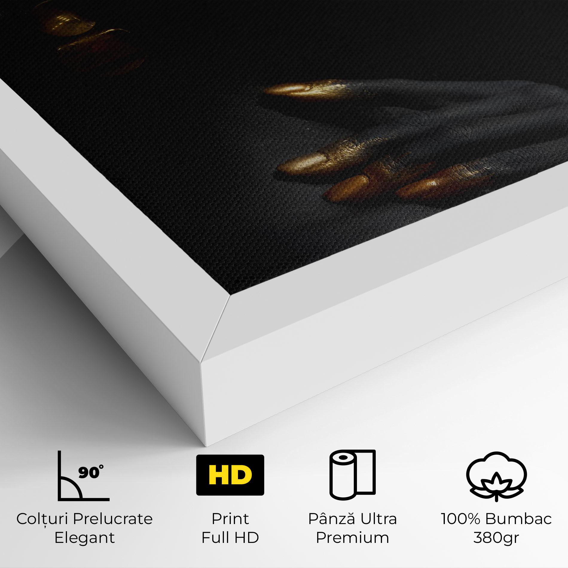 Tablou Canvas Lips Gold Eyelids mockup 4