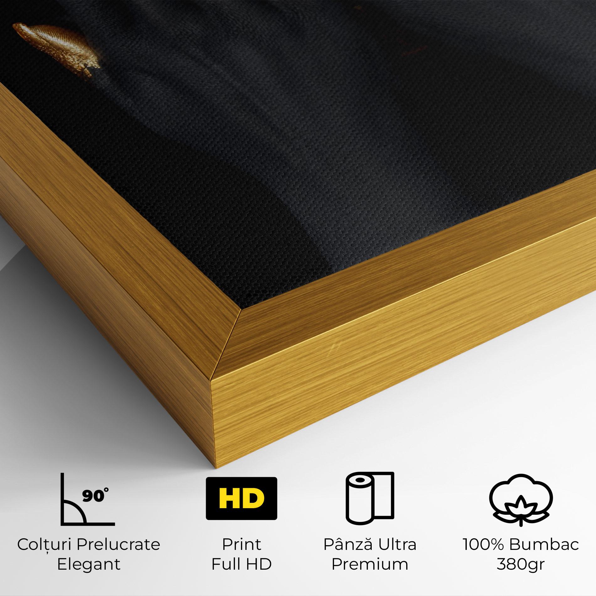 Tablou Canvas Gold Fingertips Chain mockup 4