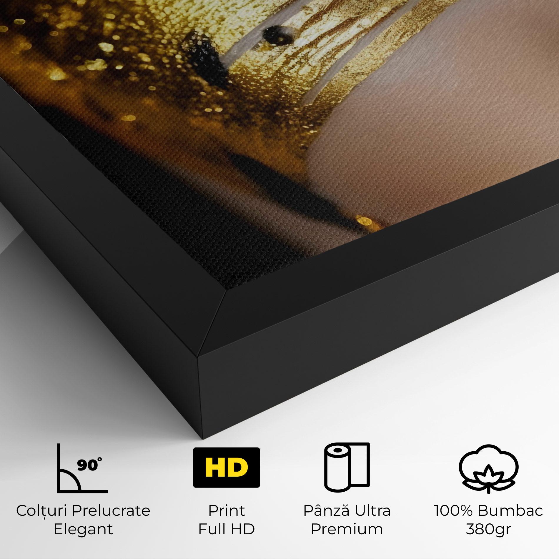 Tablou Canvas Black Gold Eyeliner mockup 4