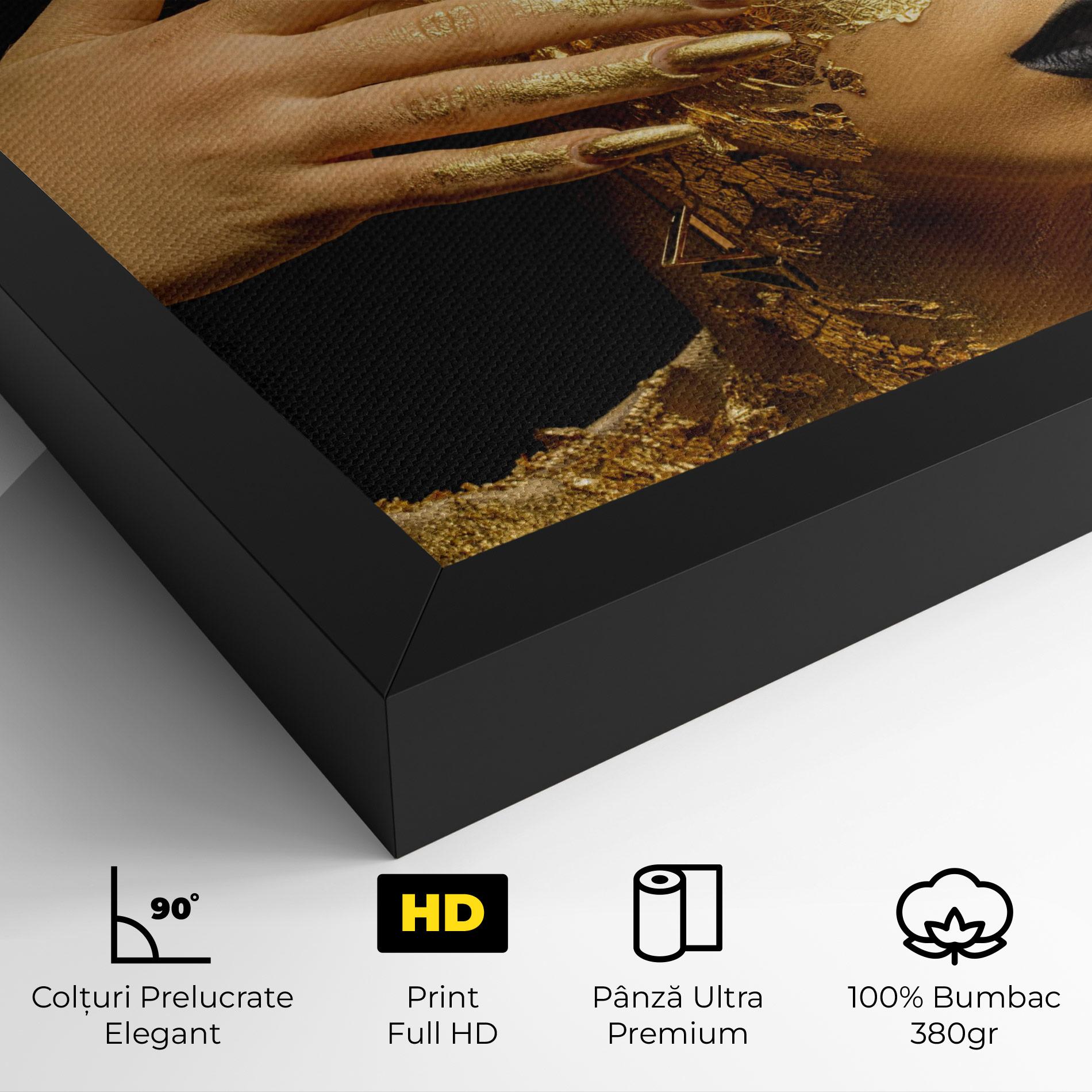 Tablou Canvas Festive Golden Makeup mockup 4