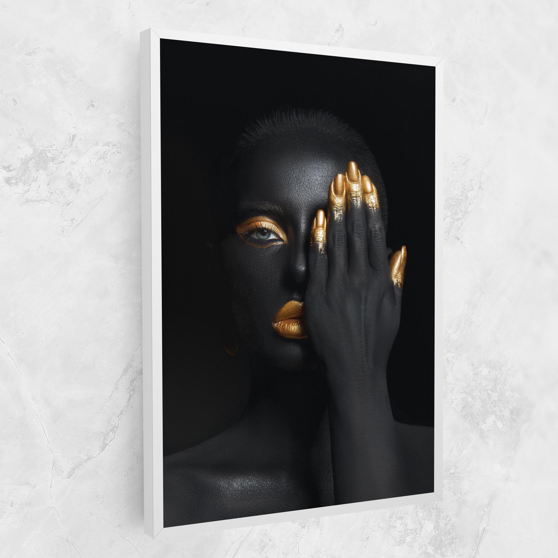 Tablou Canvas Gold Makeup Chain mockup 1