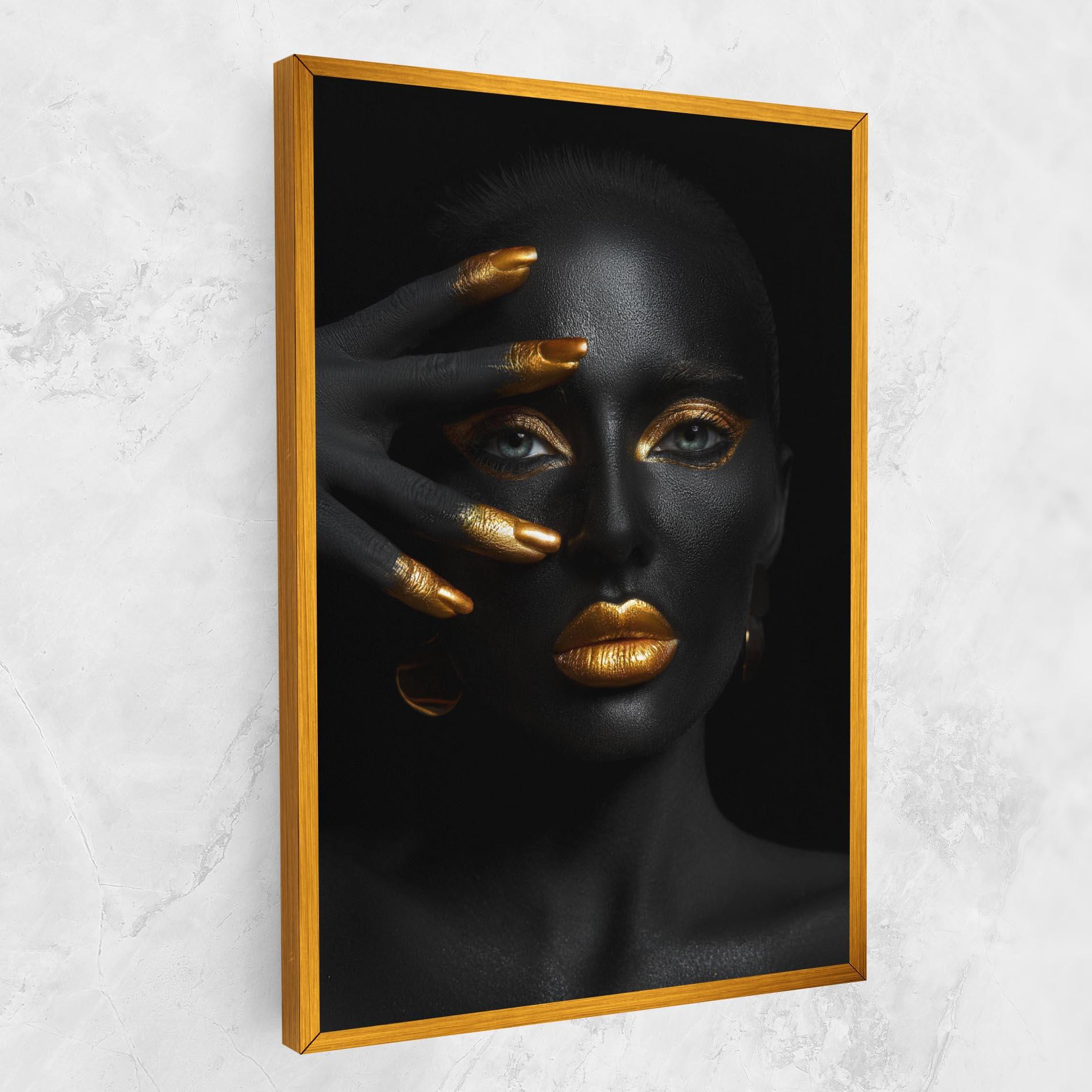 Tablou Canvas Gold Makeup Nails mockup 1