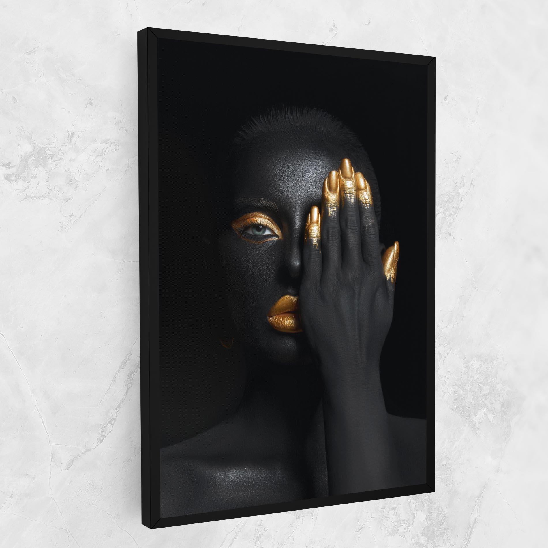 Tablou Canvas Gold Makeup Chain mockup 1