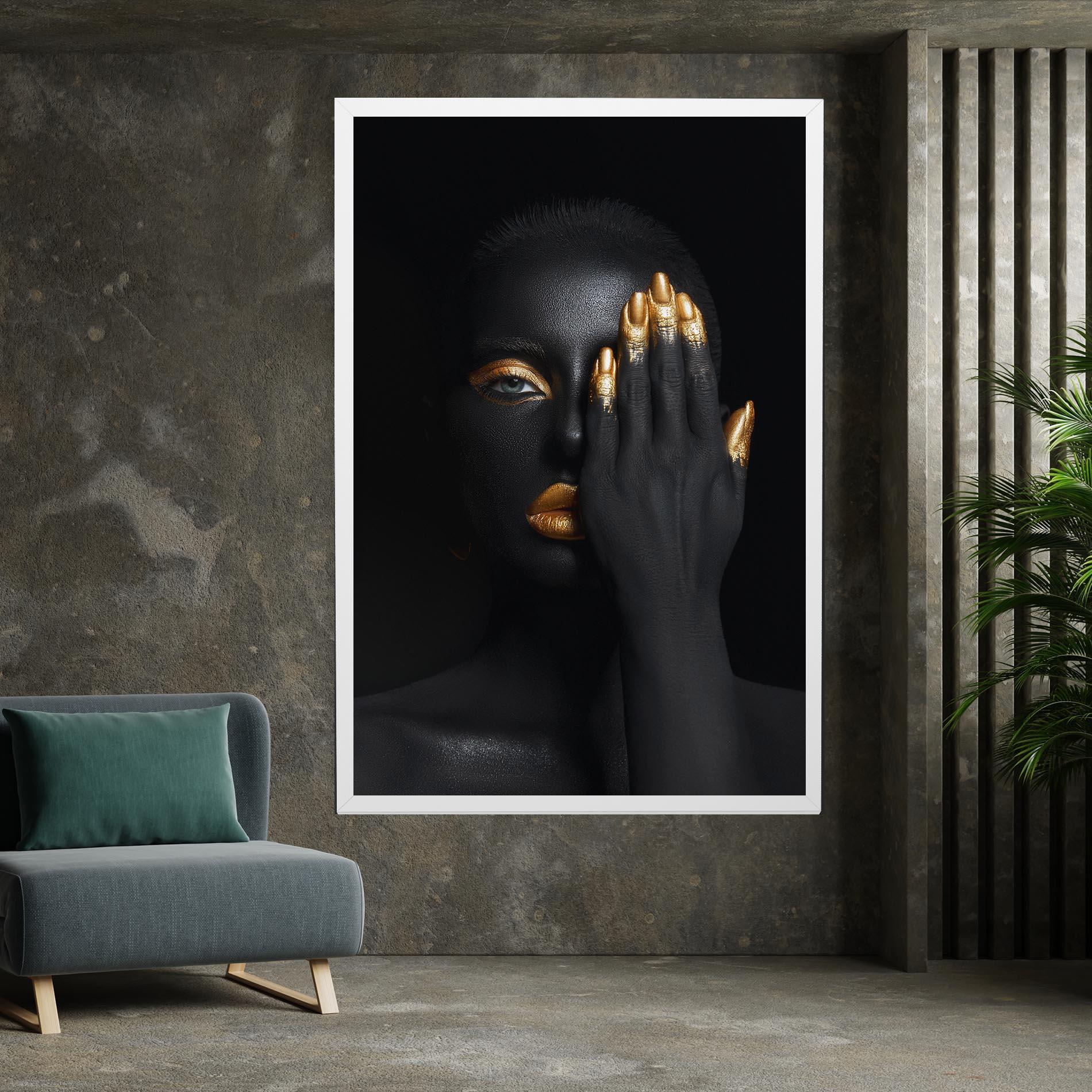 Tablou Canvas Gold Makeup Chain mockup 7