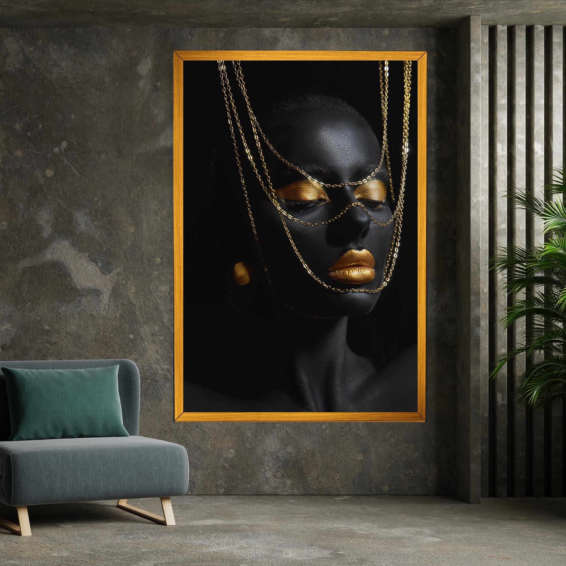 Tablou Canvas Gold Chain Girl mockup 7