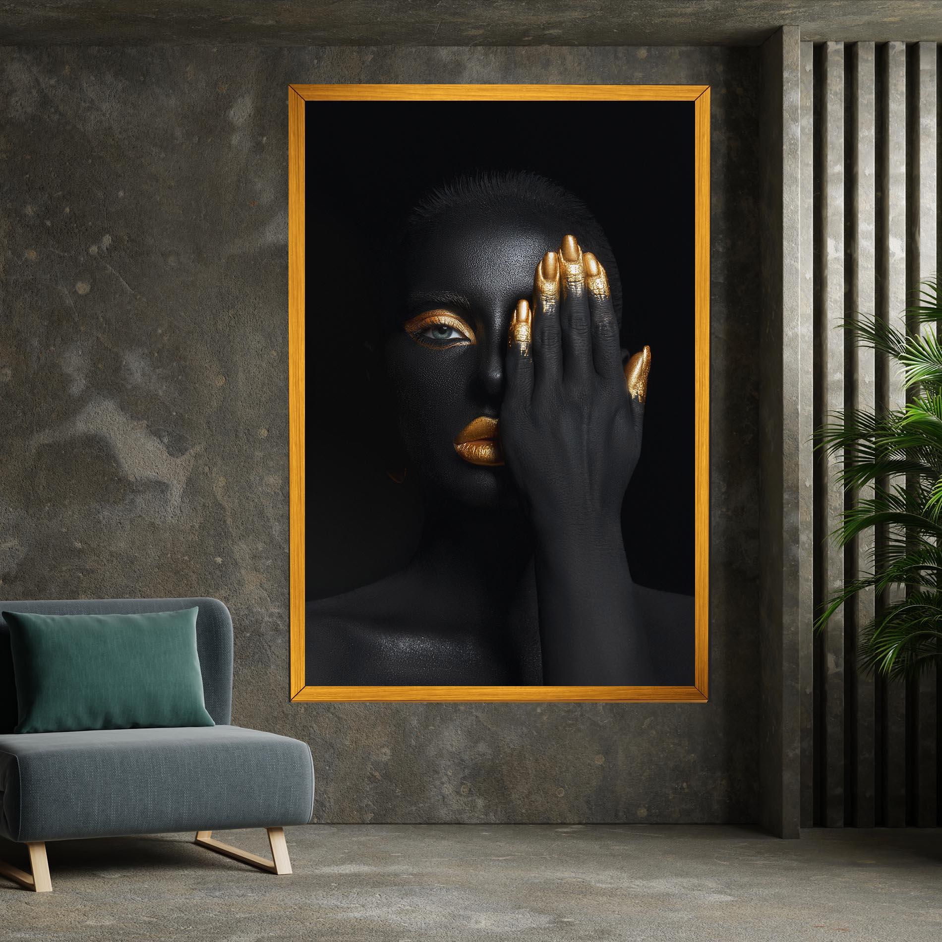 Tablou Canvas Gold Makeup Chain mockup 7