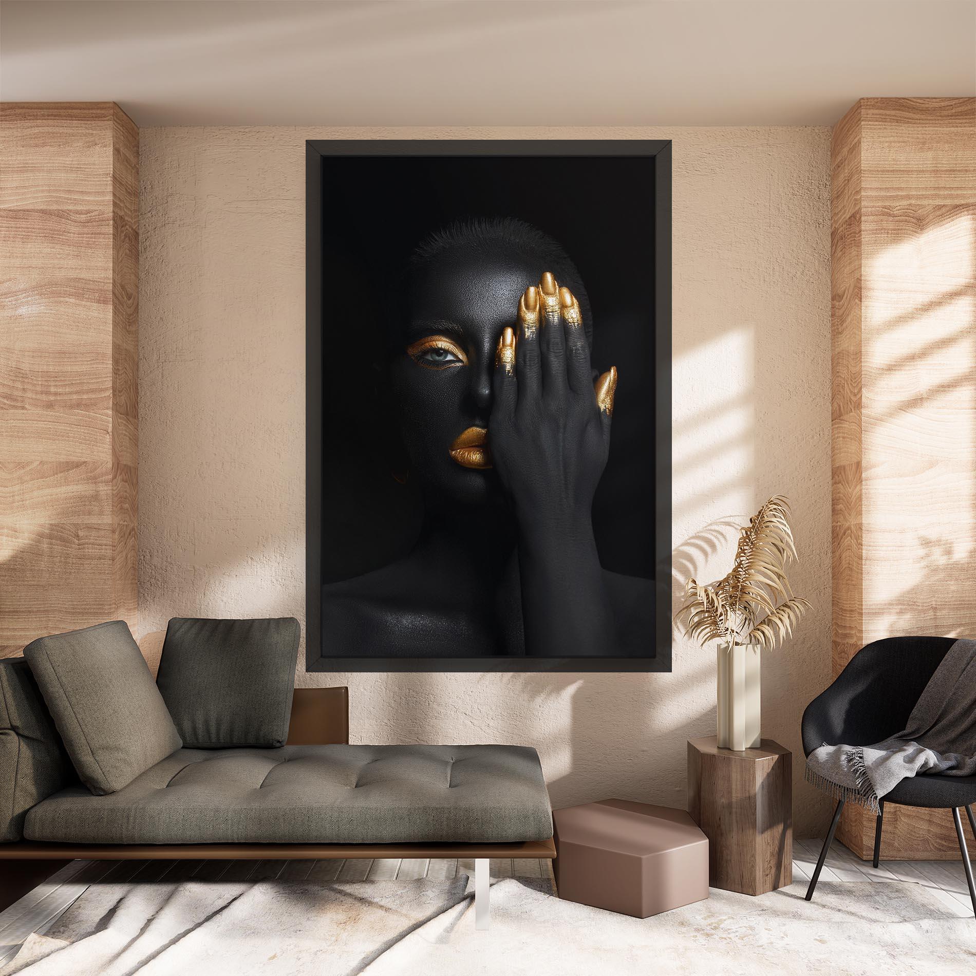 Tablou Canvas Gold Makeup Chain mockup 8