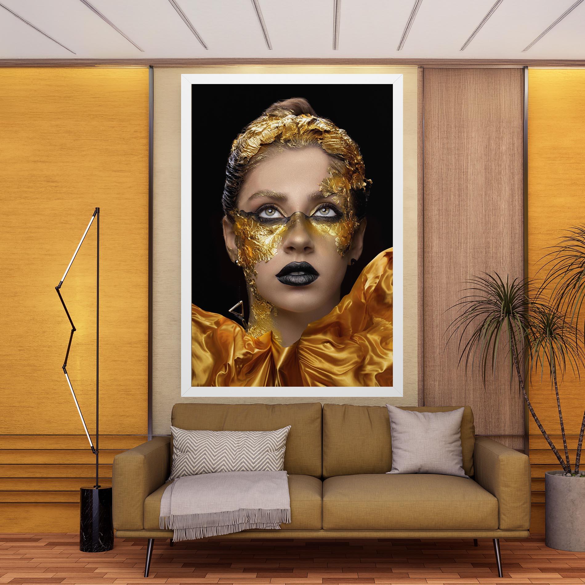 Tablou Canvas Glamorous Gold Outfit mockup 9