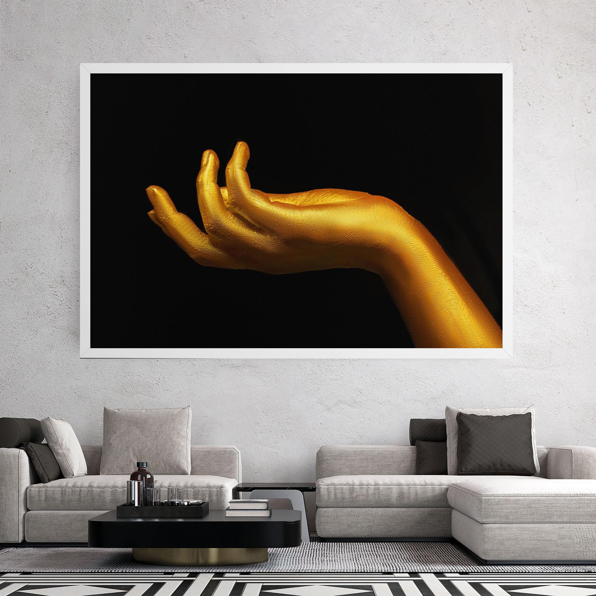 Tablou Canvas Strong Gold Hand mockup 2