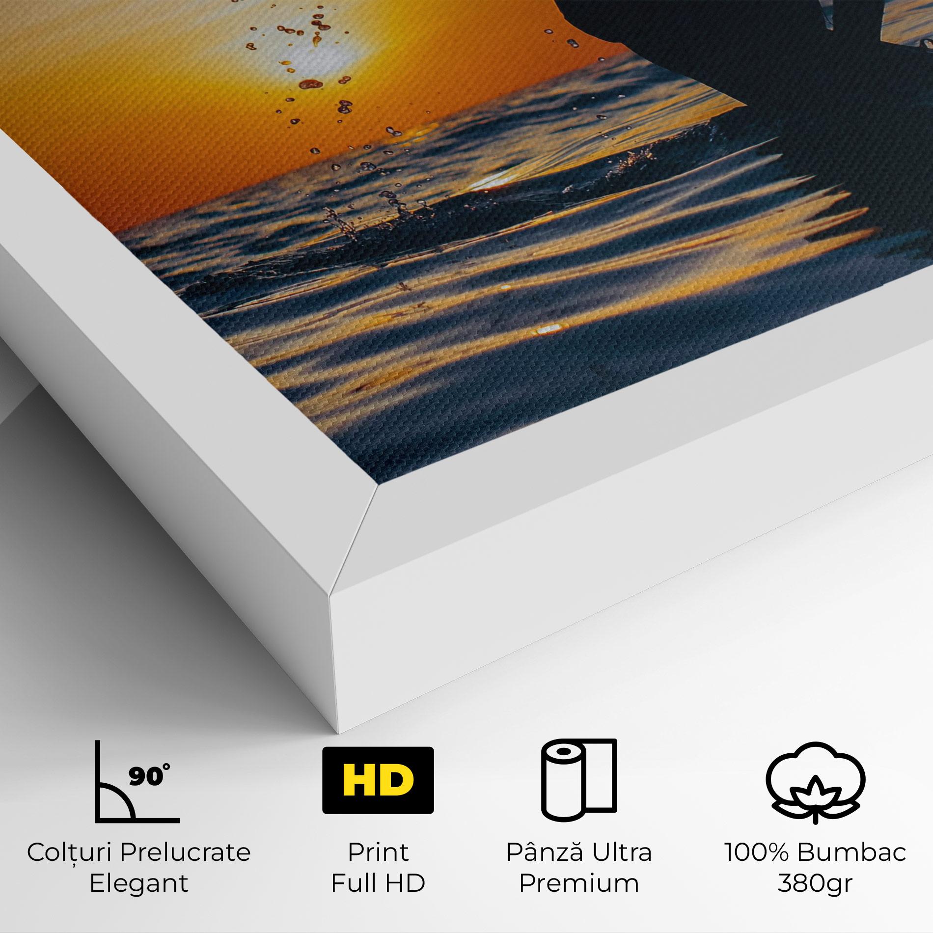 Tablou Canvas Ocean Woman Shilouette mockup 4