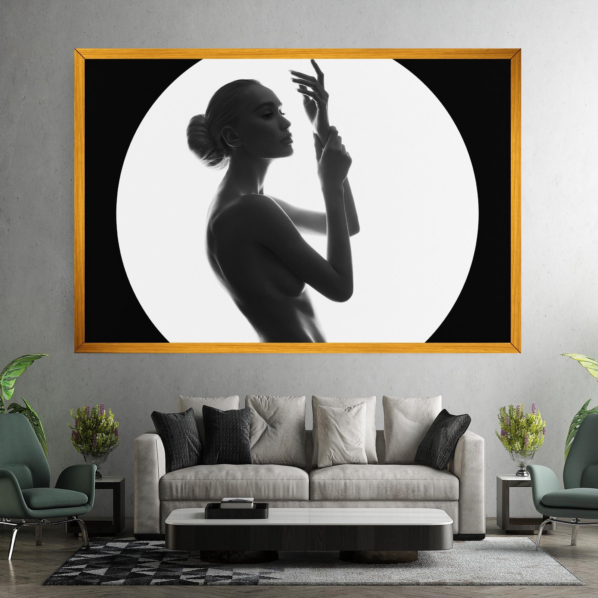 Tablou Canvas Circle Woman Body mockup 7