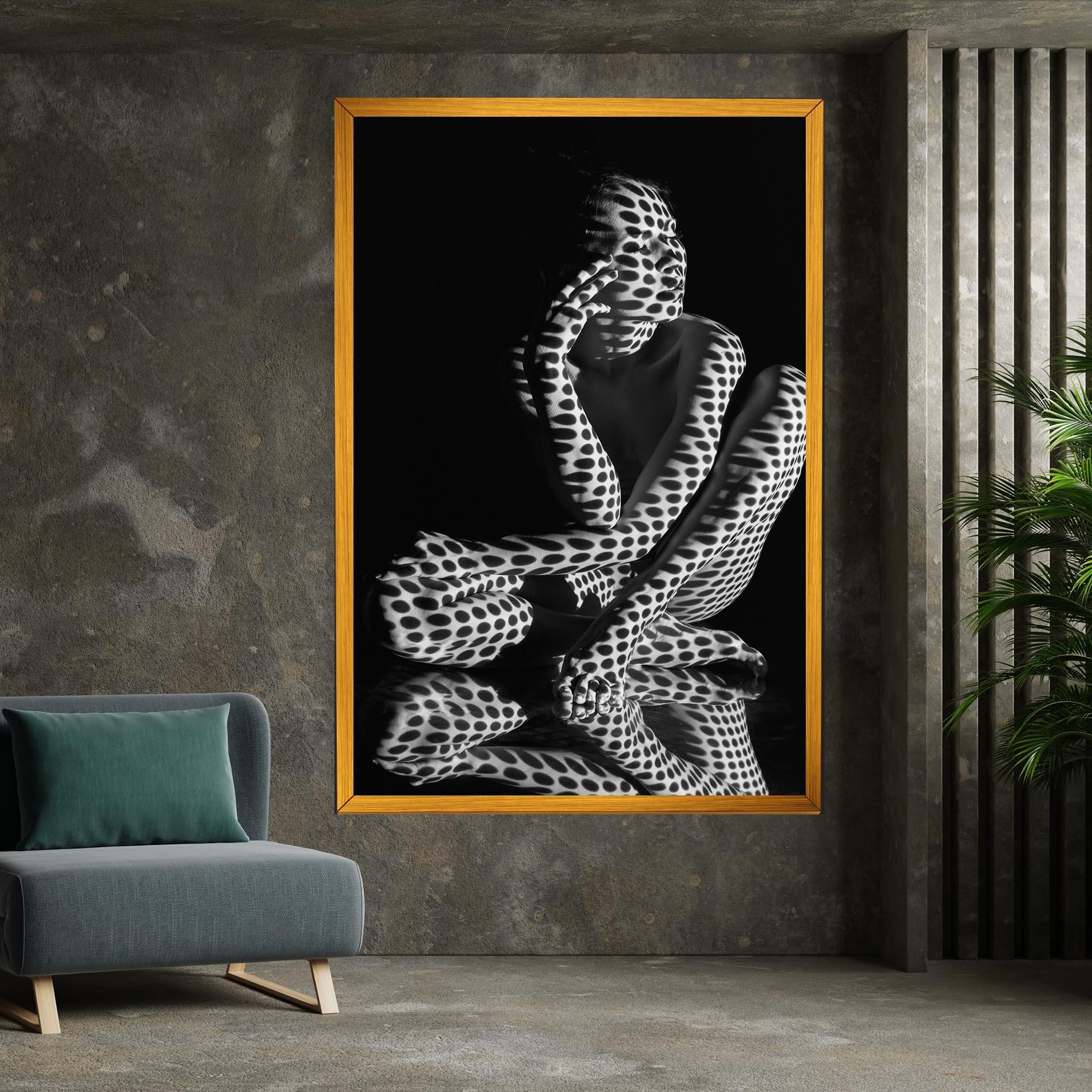 Tablou Canvas Black White Pattern Woman mockup 7