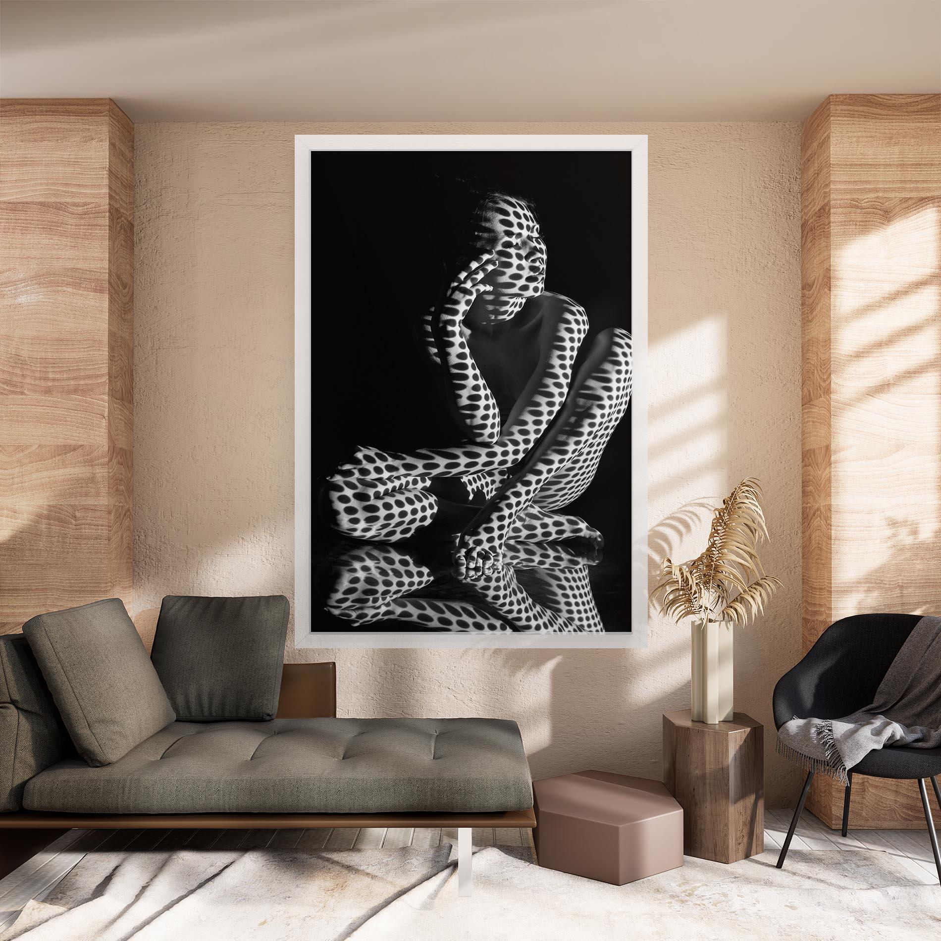 Tablou Canvas Black White Pattern Woman mockup 8