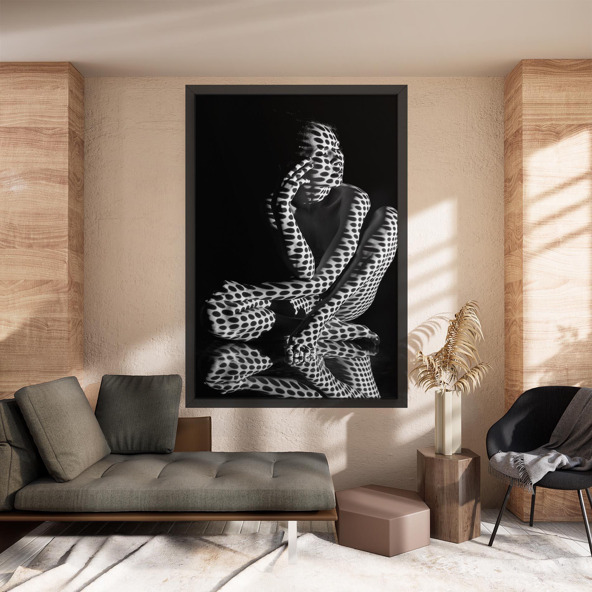 Tablou Canvas Black White Pattern Woman mockup 8