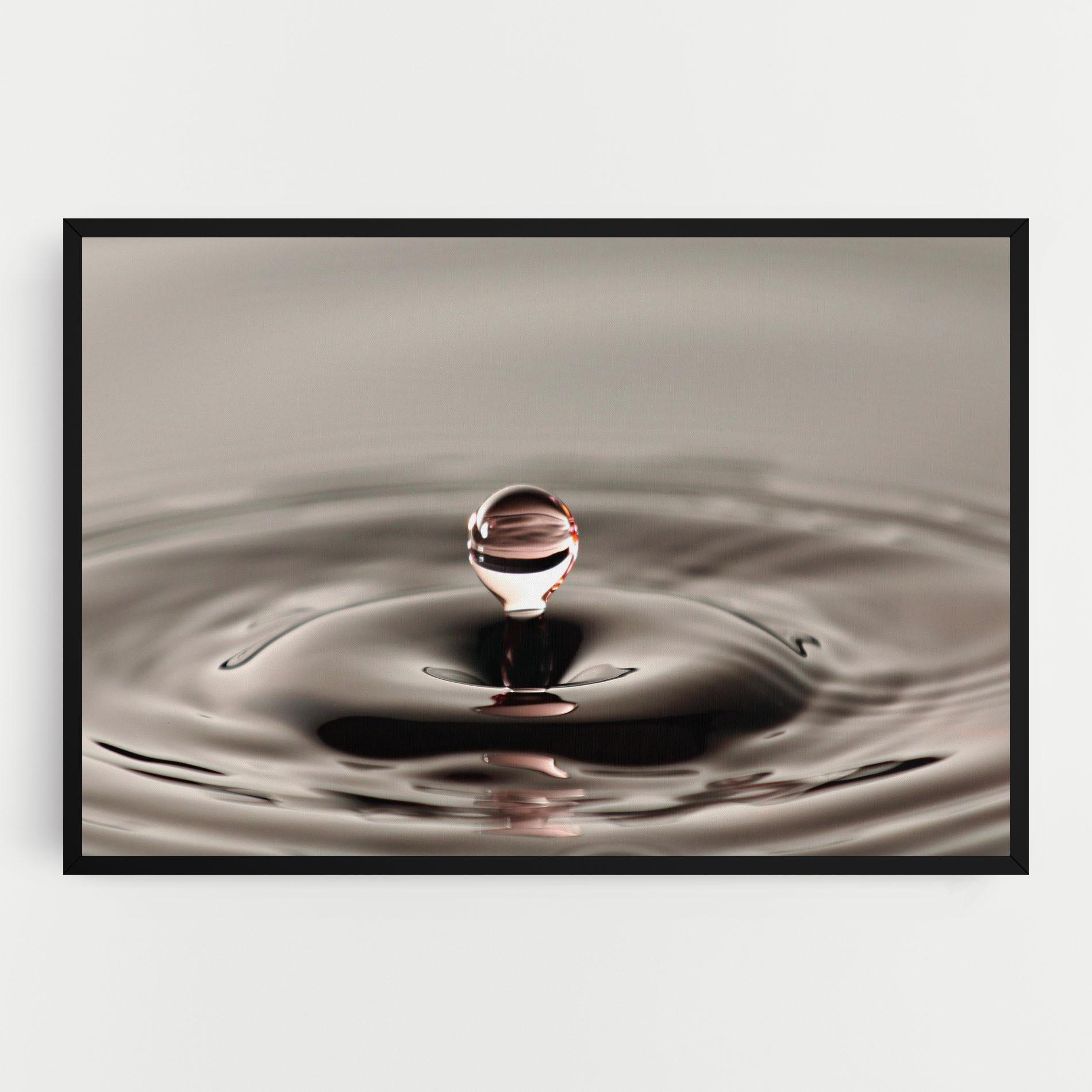 Tablou Canvas Close Red Water Drop mockup 0