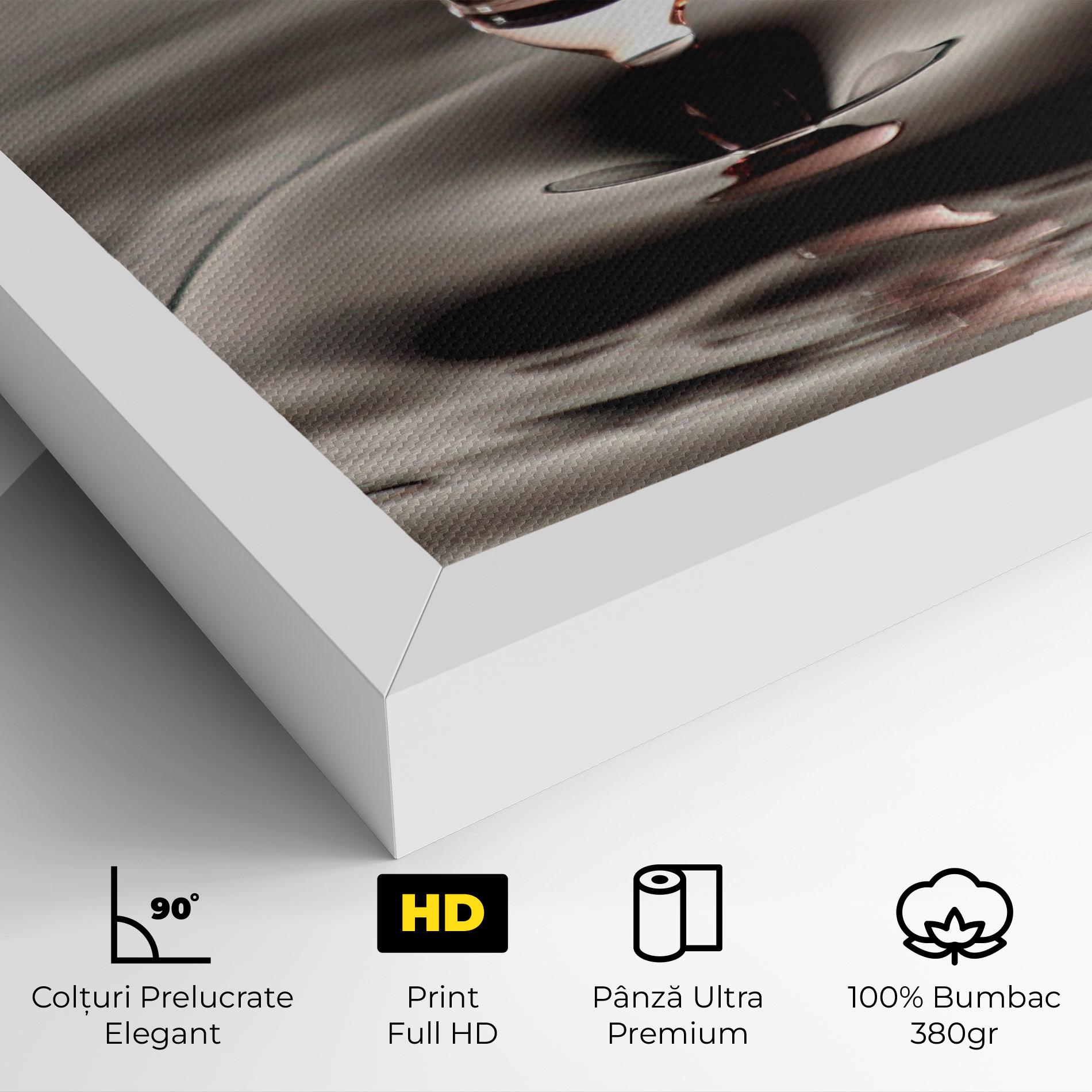 Tablou Canvas Close Red Water Drop mockup 4