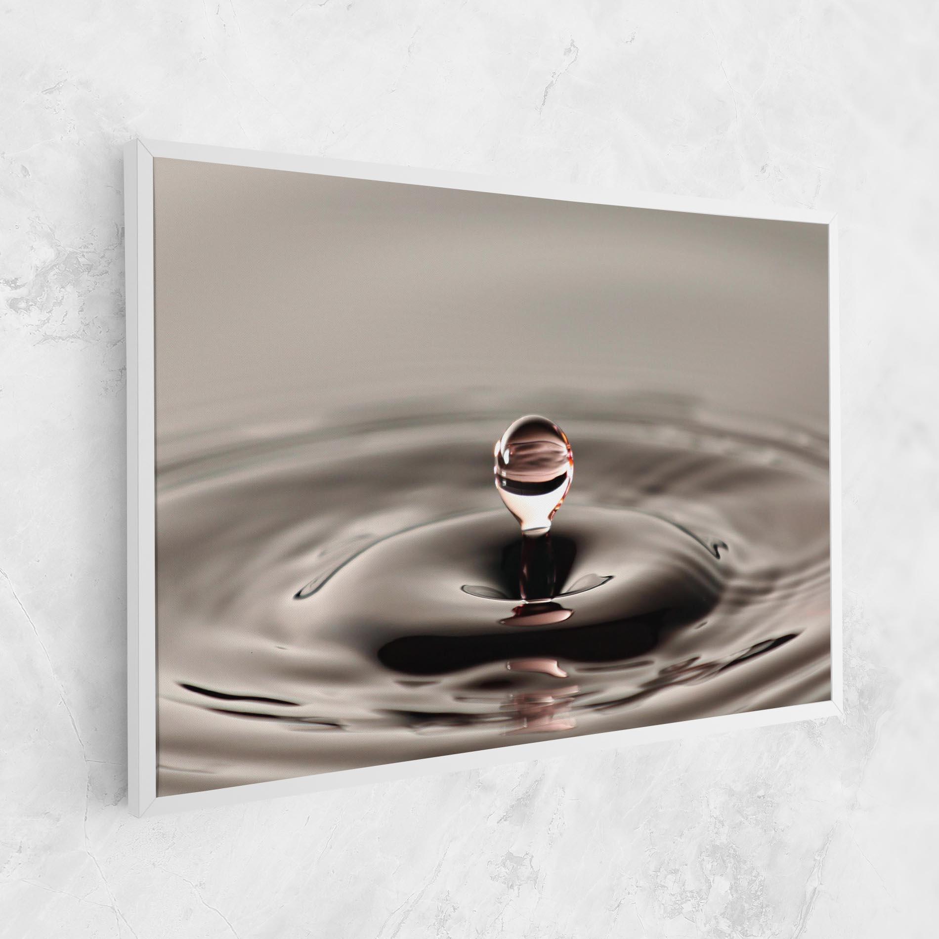 Tablou Canvas Close Red Water Drop mockup 1