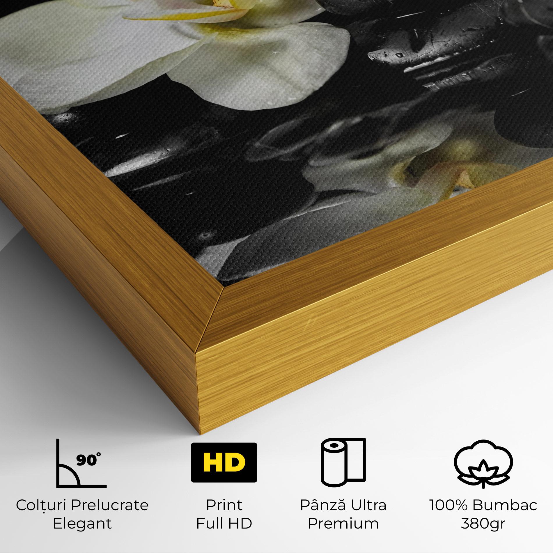 Tablou Canvas White Spa Flower mockup 4
