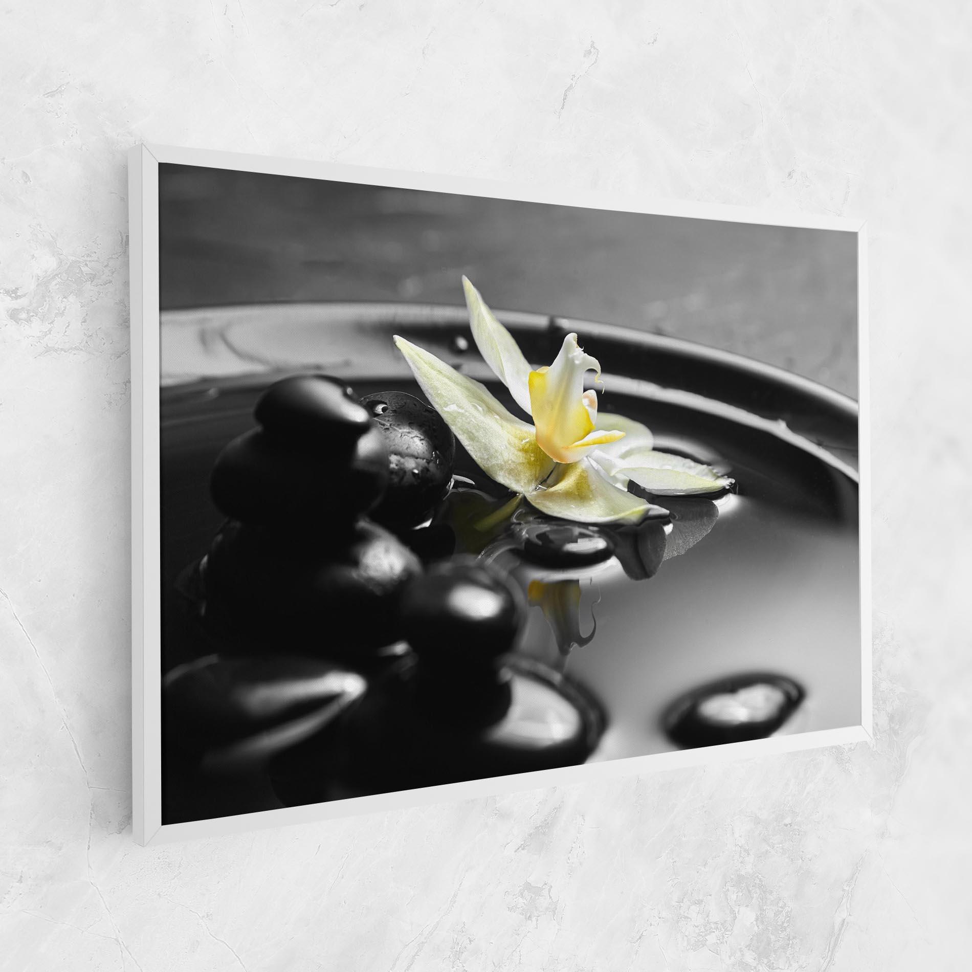Tablou Canvas Pebbles Yellow Flower mockup 1
