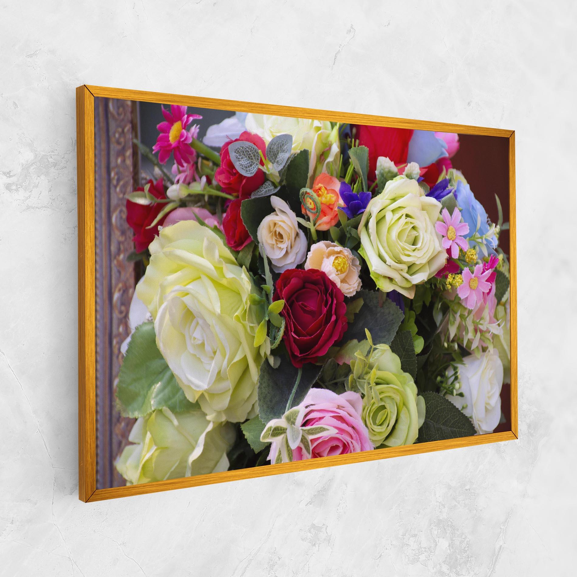 Tablou Canvas Mixed Roses Bouquet mockup 1