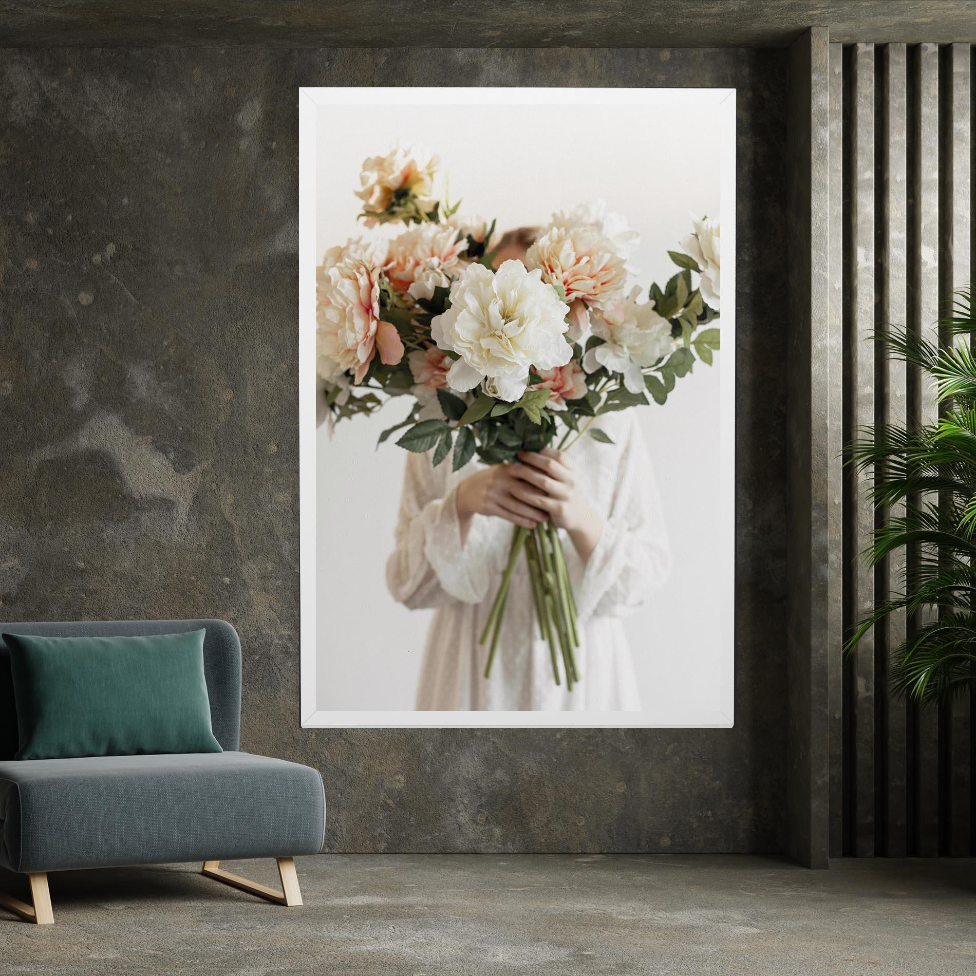 Tablou Canvas Bouquet Holding mockup 7
