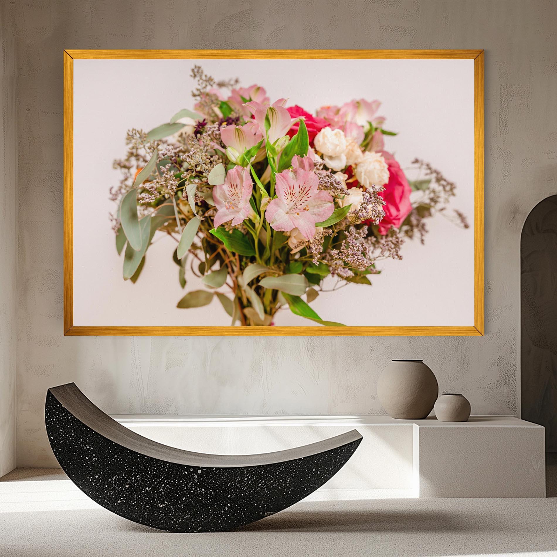 Tablou Canvas Girly Pink Bouquet mockup 8