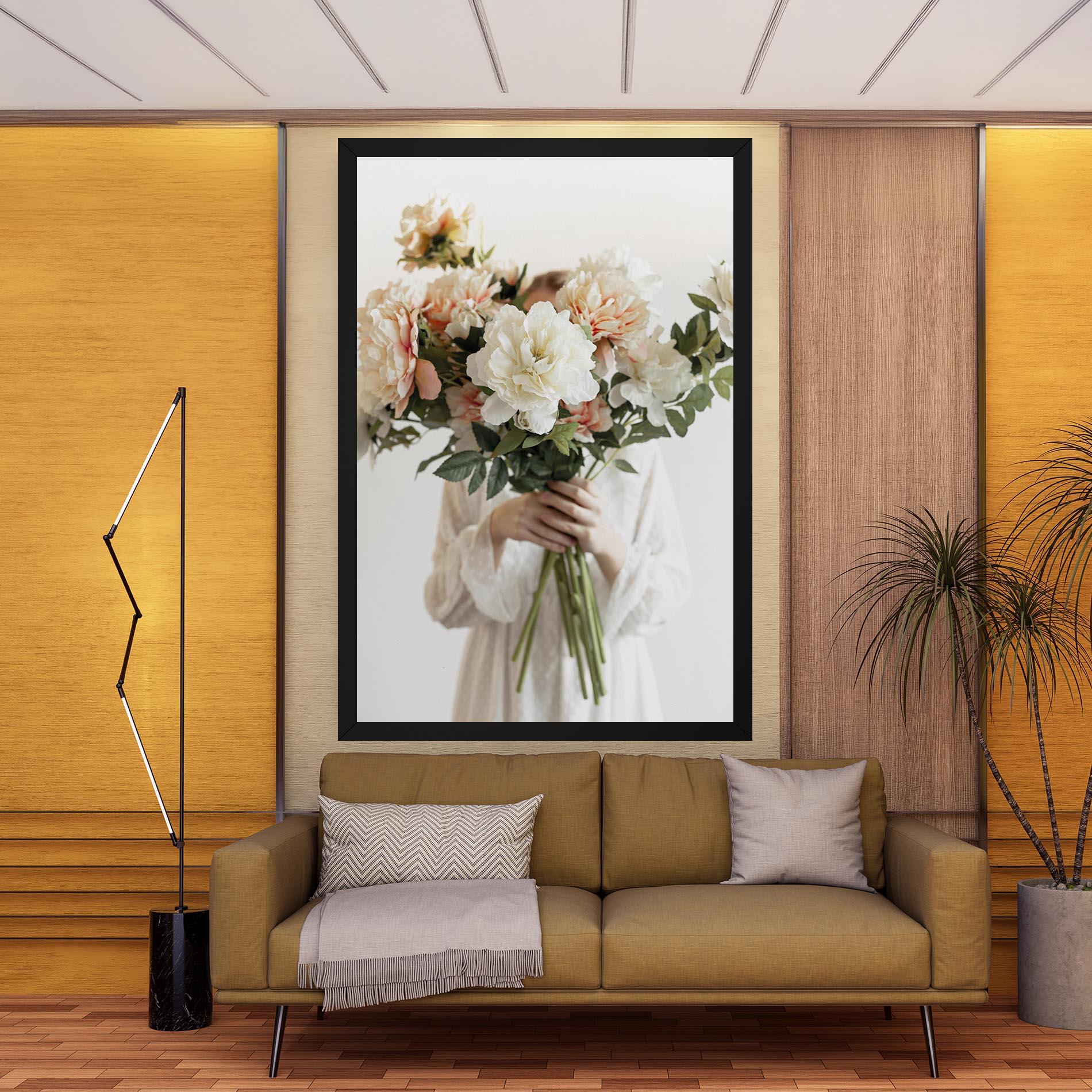 Tablou Canvas Bouquet Holding mockup 9