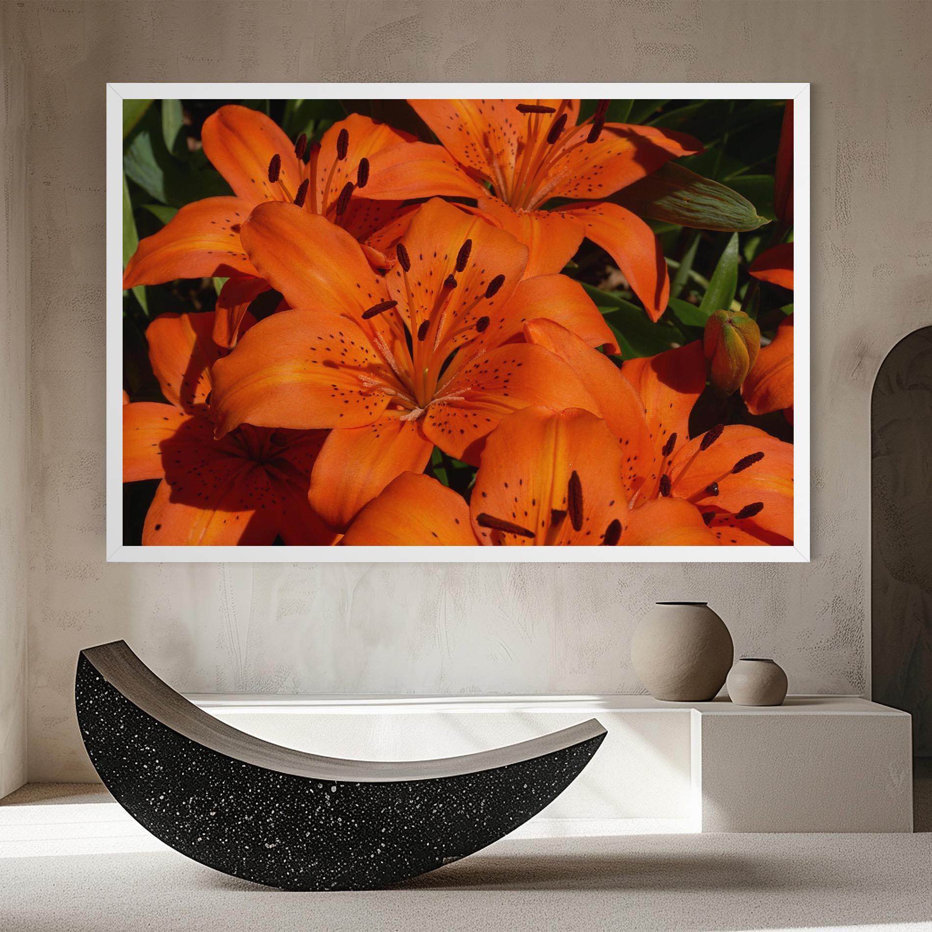 Tablou Canvas Orange Lily In The Sun mockup 8