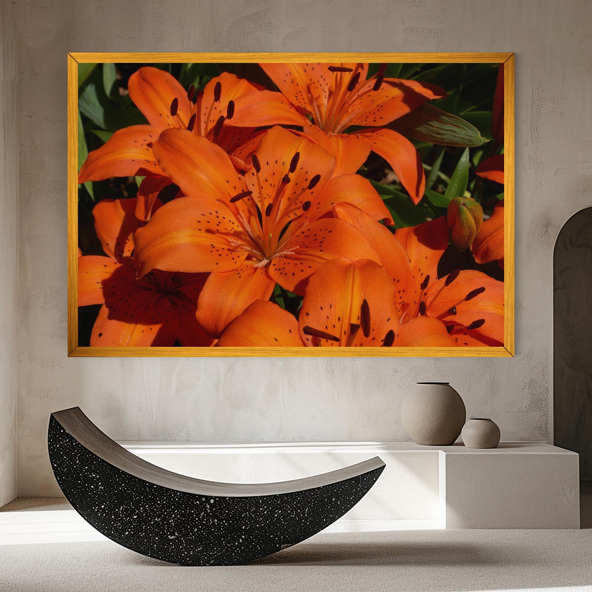 Tablou Canvas Orange Lily In The Sun mockup 8