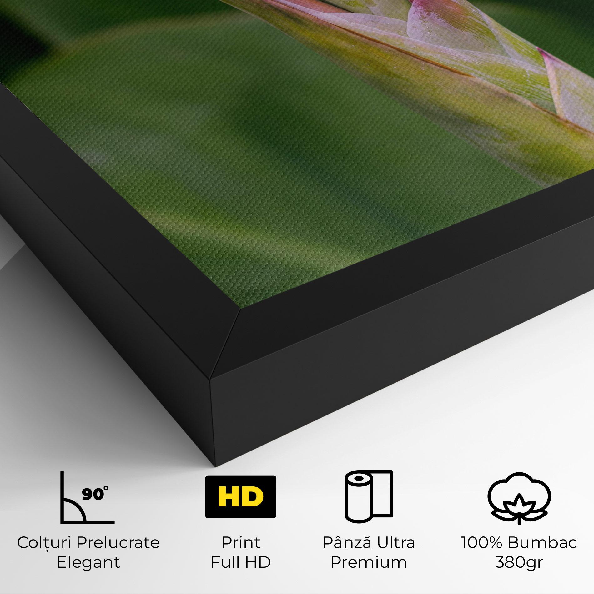 Tablou Canvas Light Pink Exotic mockup 4