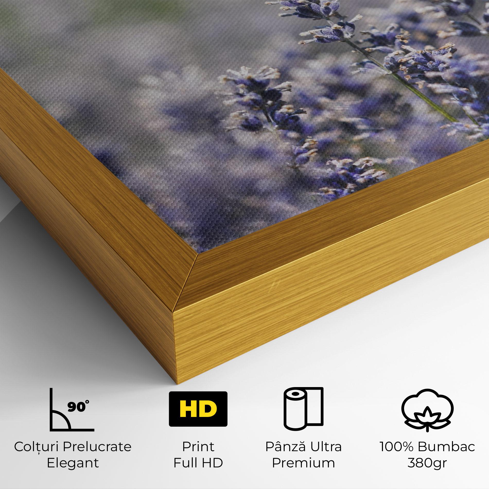 Tablou Canvas White Purple Wild mockup 4