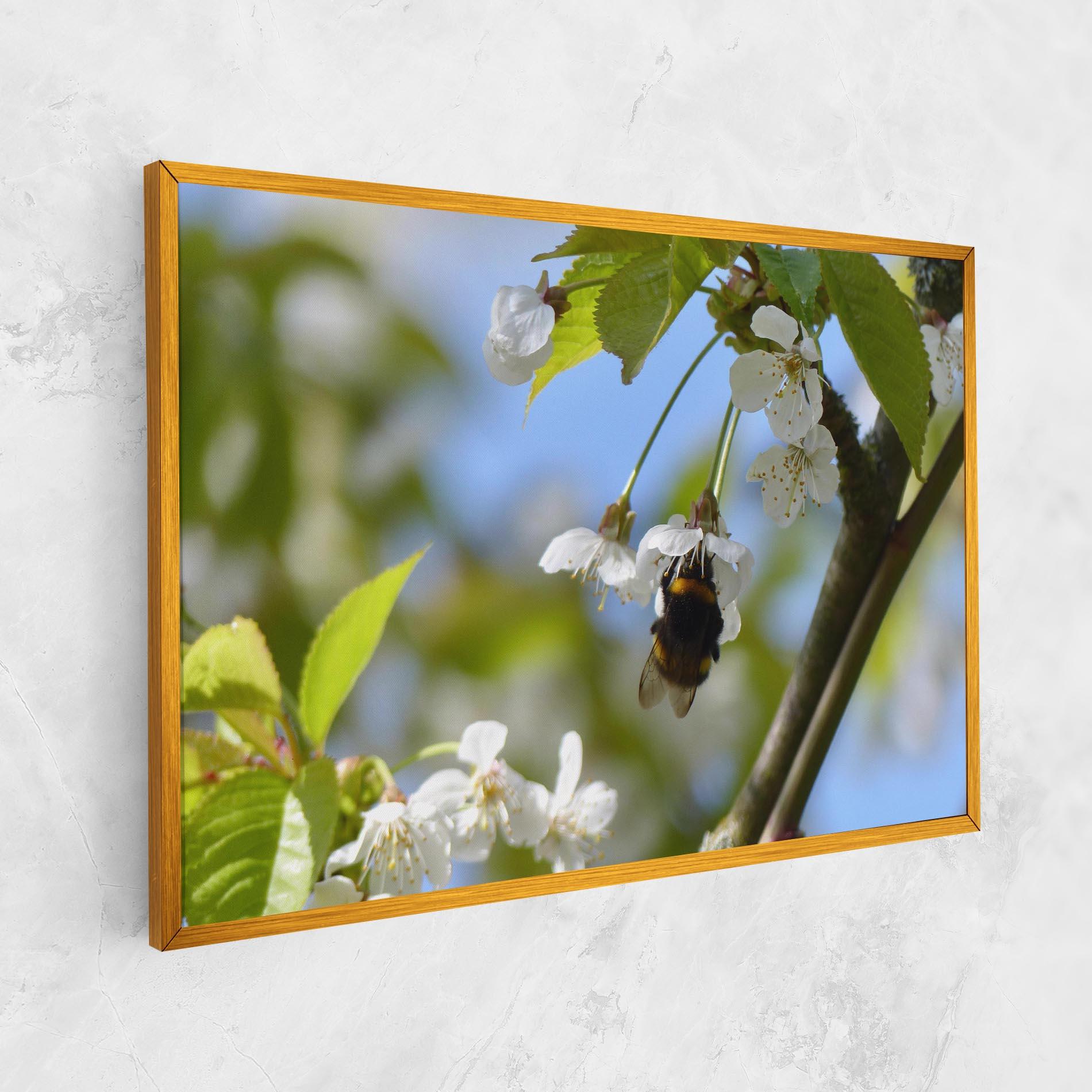 Tablou Canvas Bee Wild Tree mockup 1