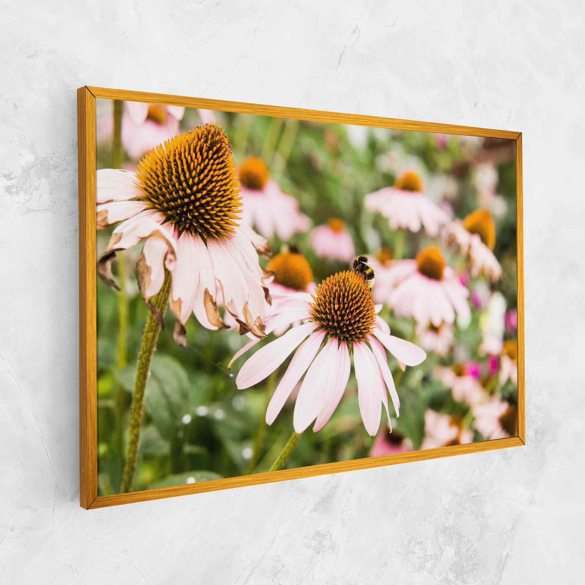 Tablou Canvas Daylight Bee mockup 1