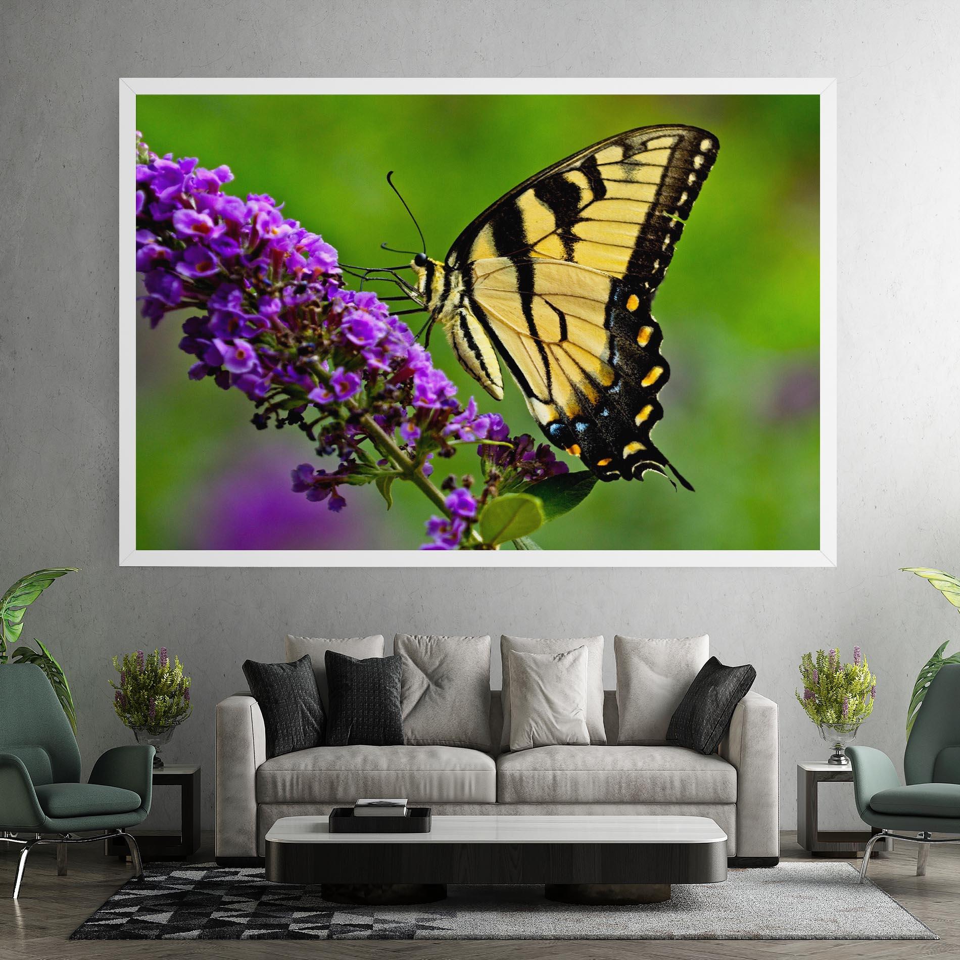 Tablou Canvas Cream Wild Butterfly mockup 7