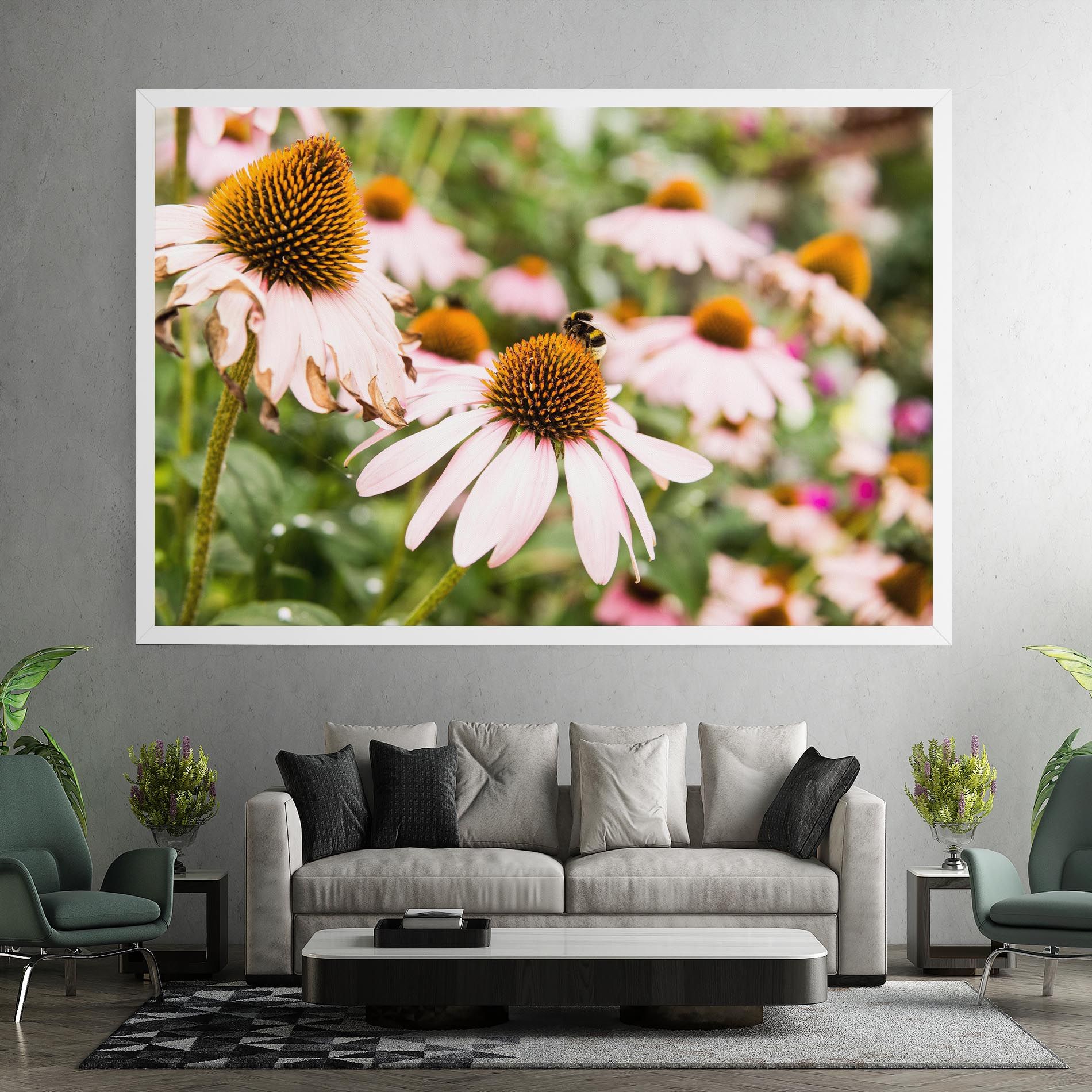 Daylight Bee mockup 7