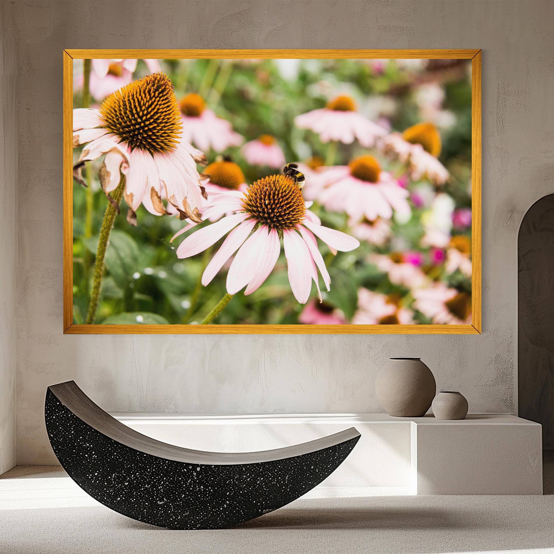 Tablou Canvas Daylight Bee mockup 8