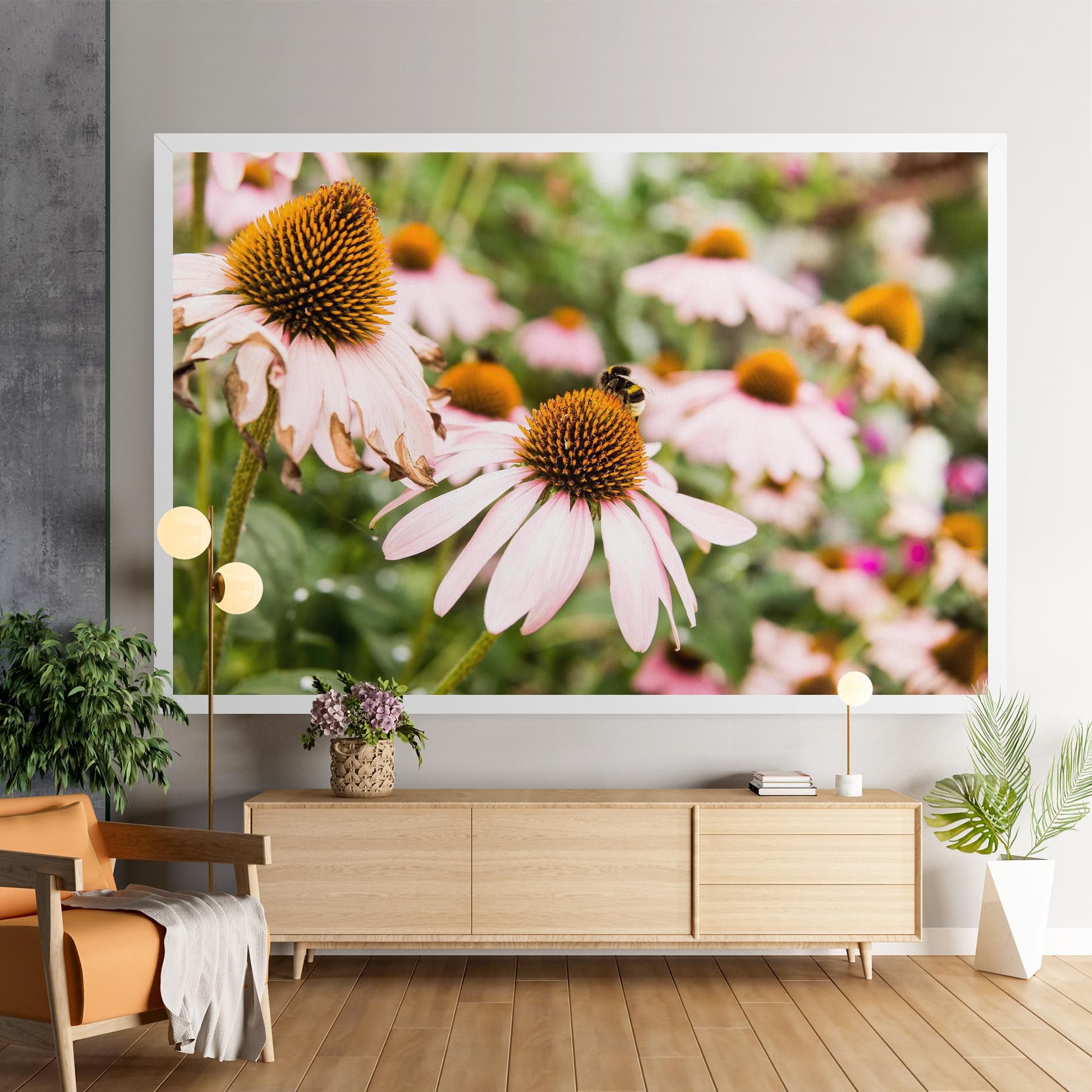 Daylight Bee mockup 9