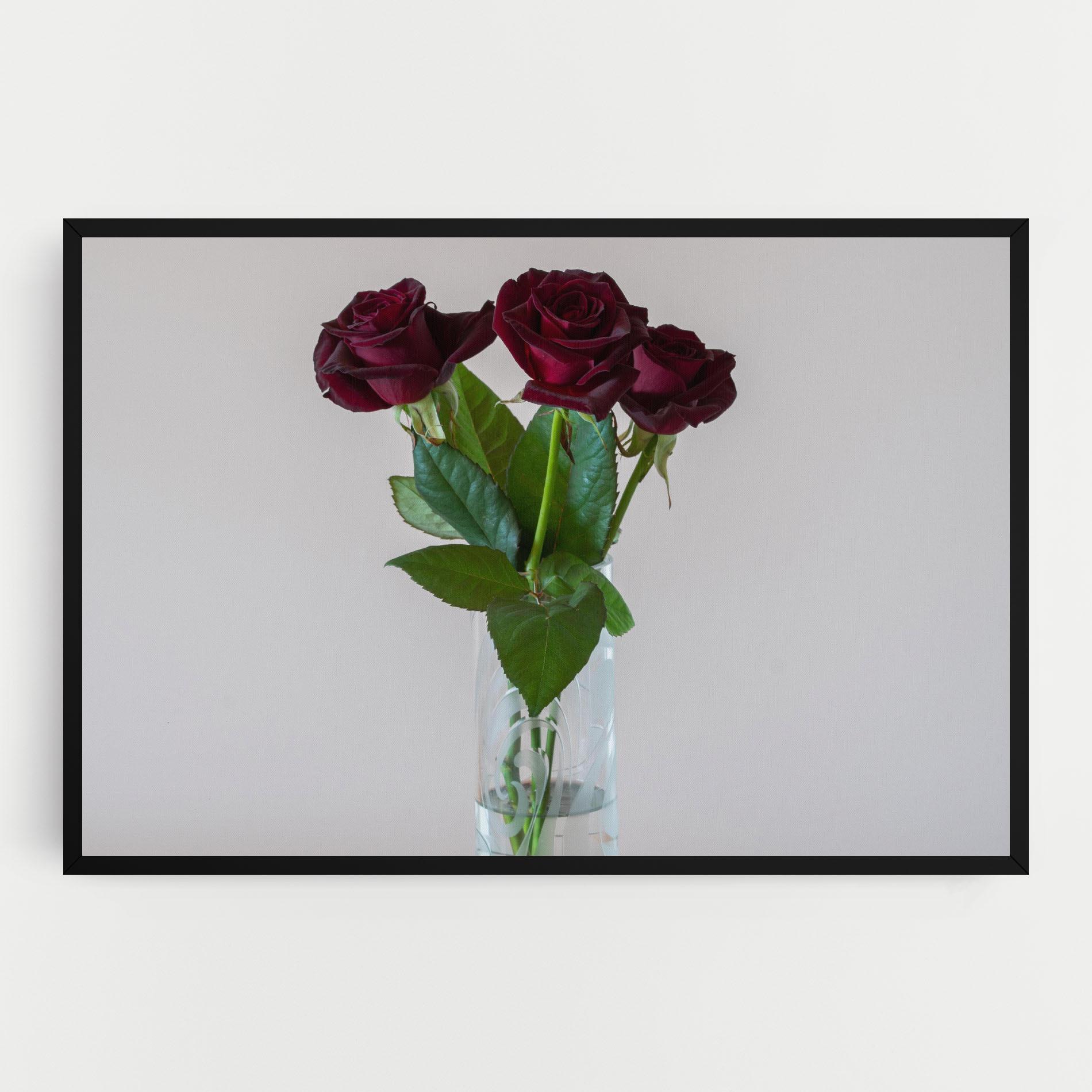 Tablou Canvas Red Roses Vase mockup 0