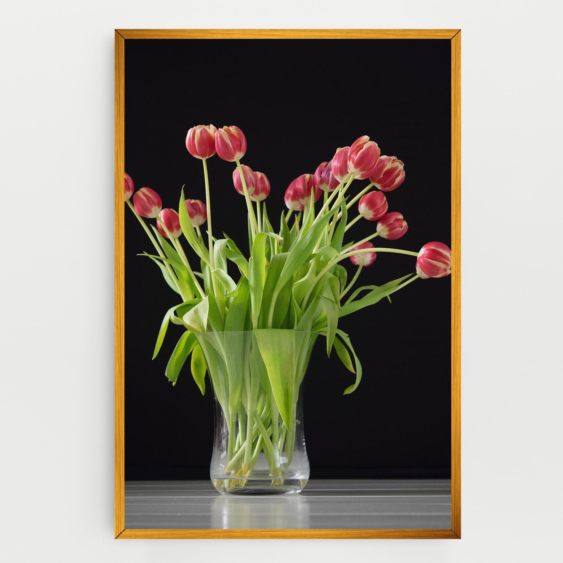 Tablou Canvas Tiny Tulips Vase mockup 0